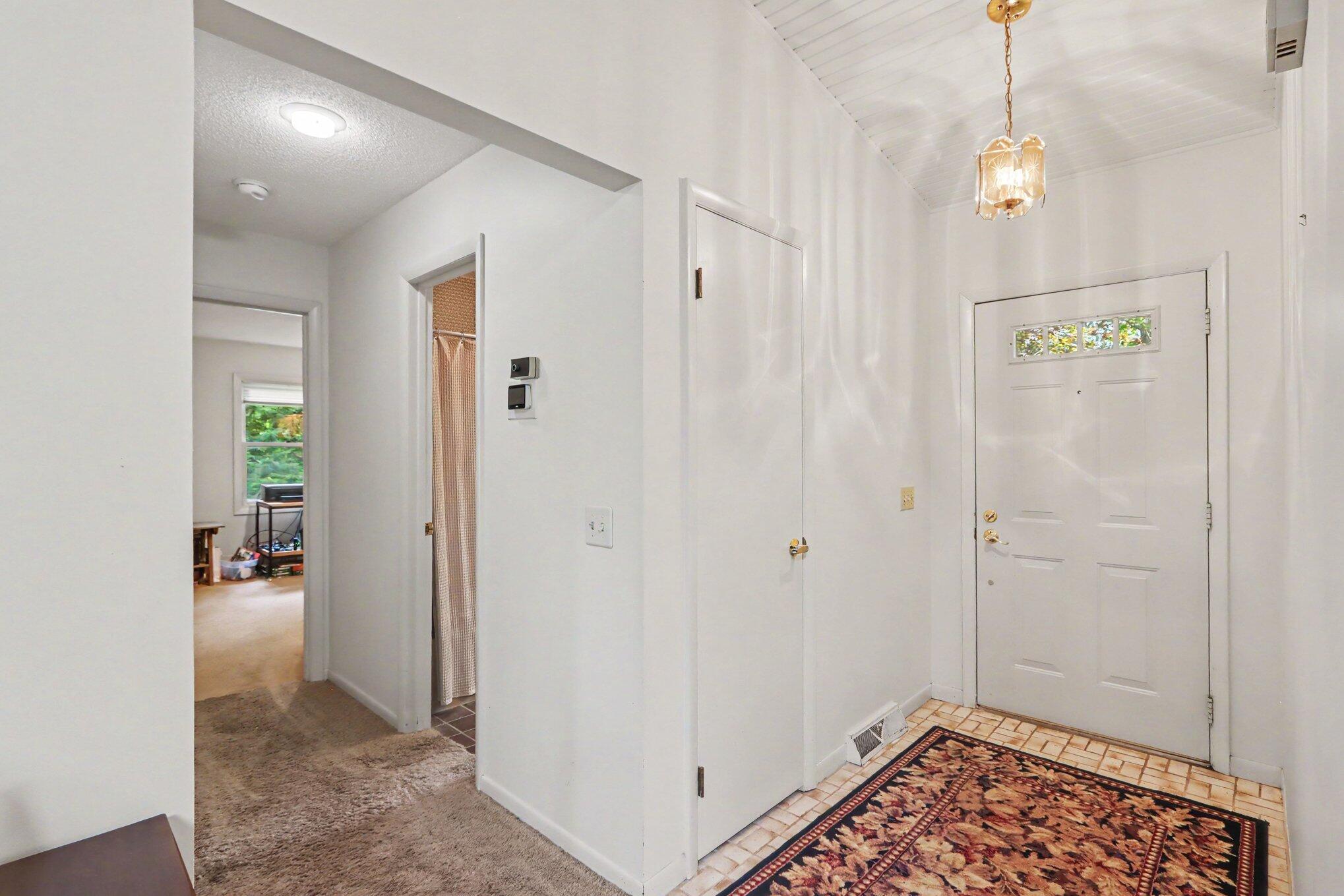 9808 Oak Forest Circle Kalamazoo MI 49009