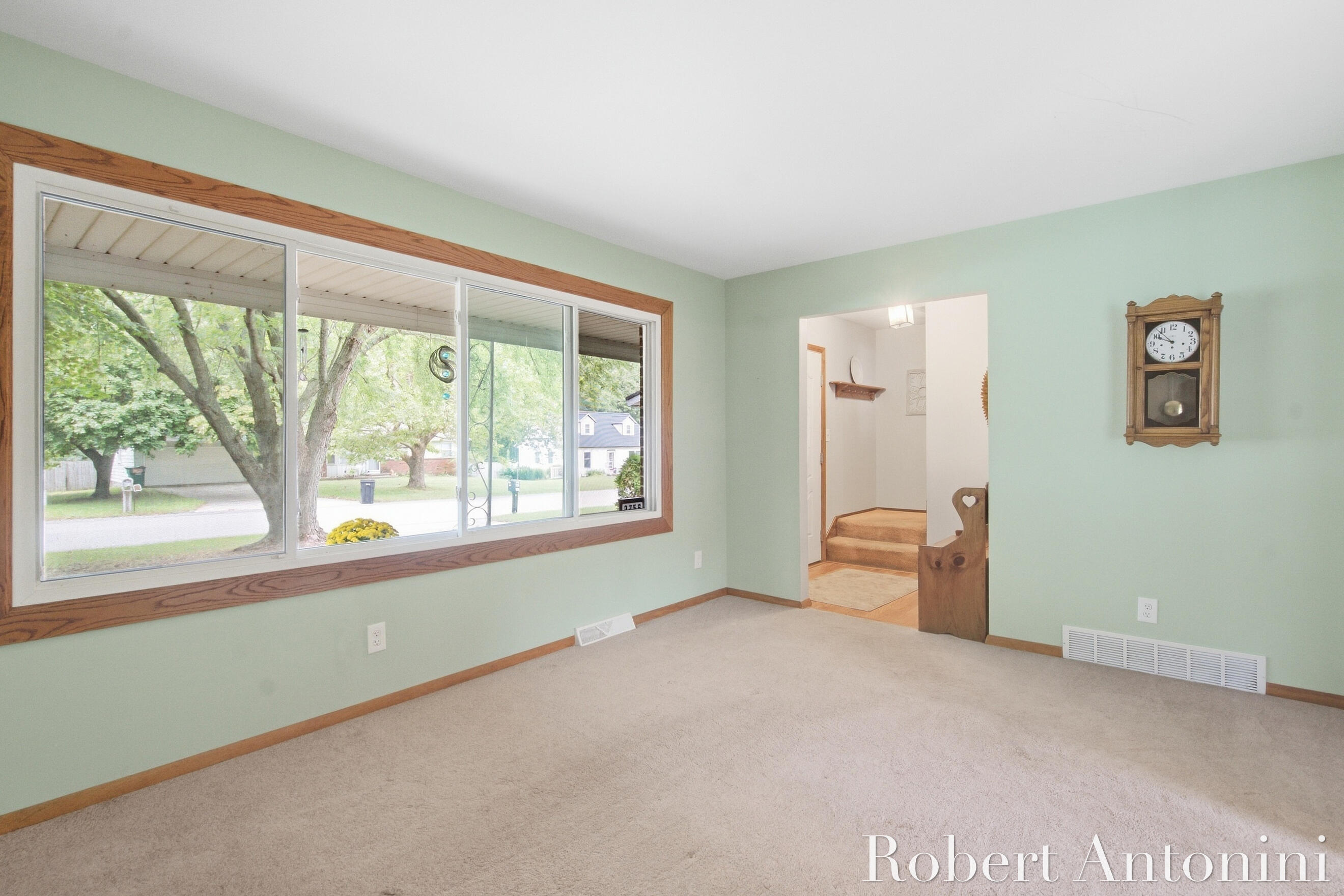 3756 Summit View Drive NE Grand Rapids MI 49525