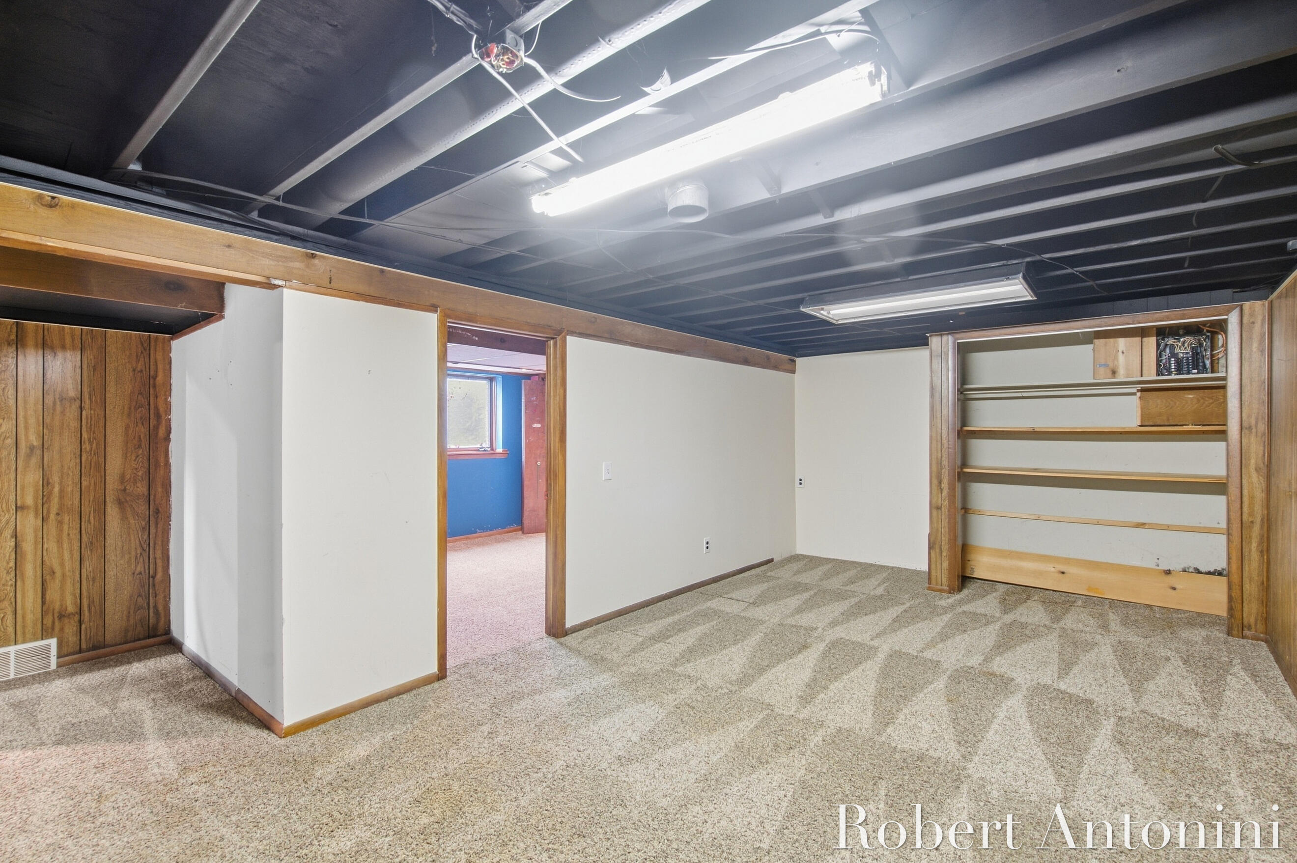 3756 Summit View Drive NE Grand Rapids MI 49525