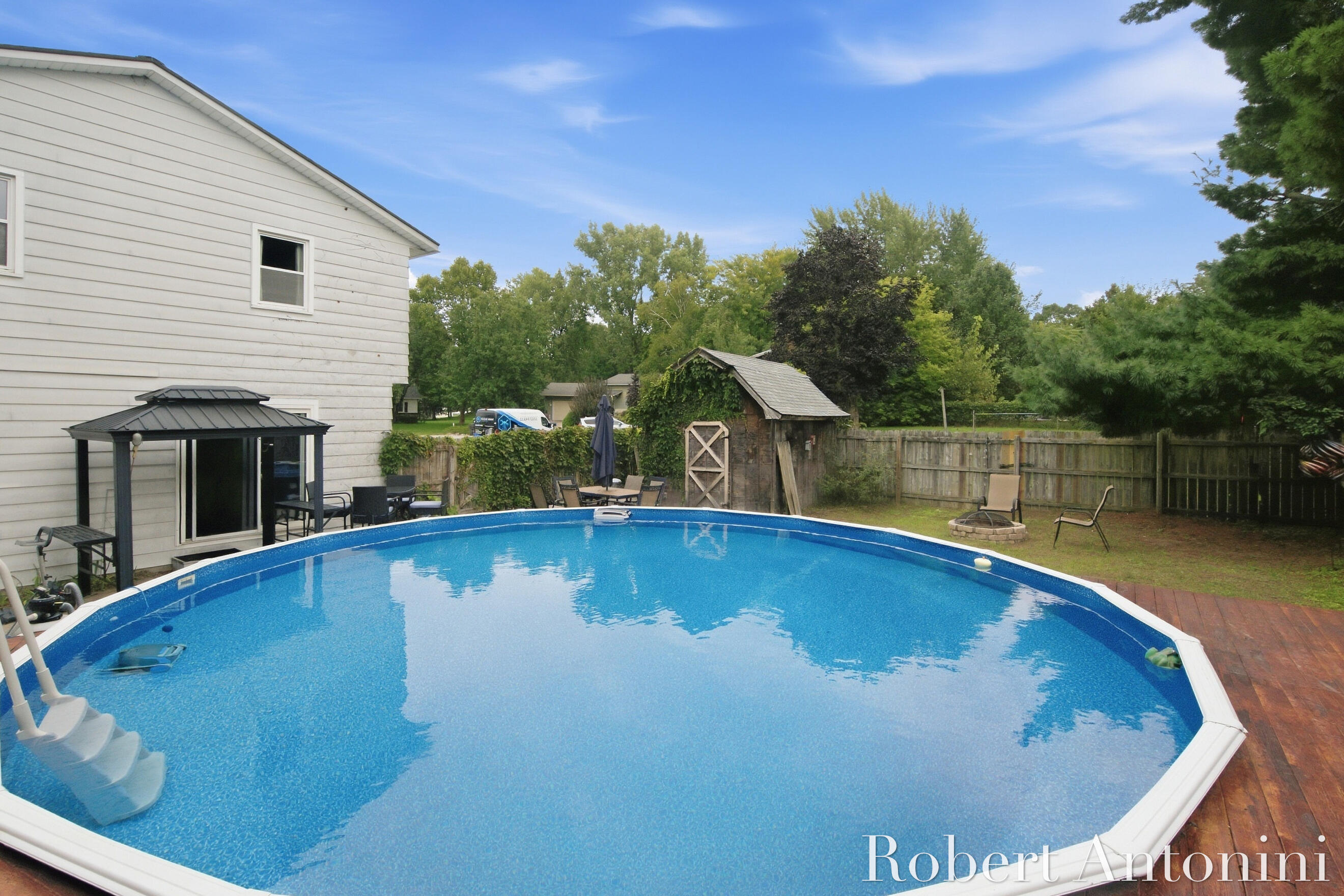 3756 Summit View Drive NE Grand Rapids MI 49525