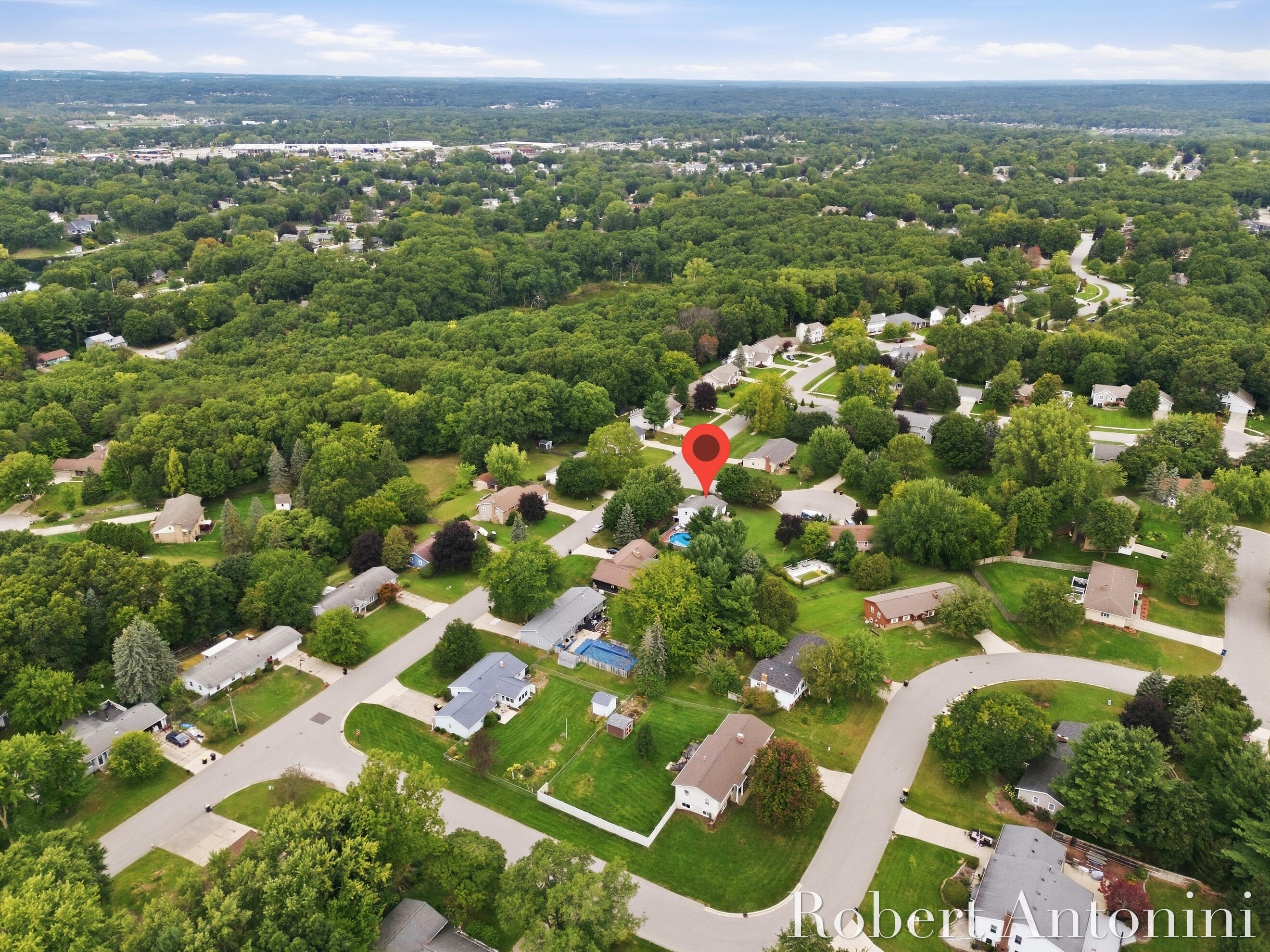 3756 Summit View Drive NE Grand Rapids MI 49525