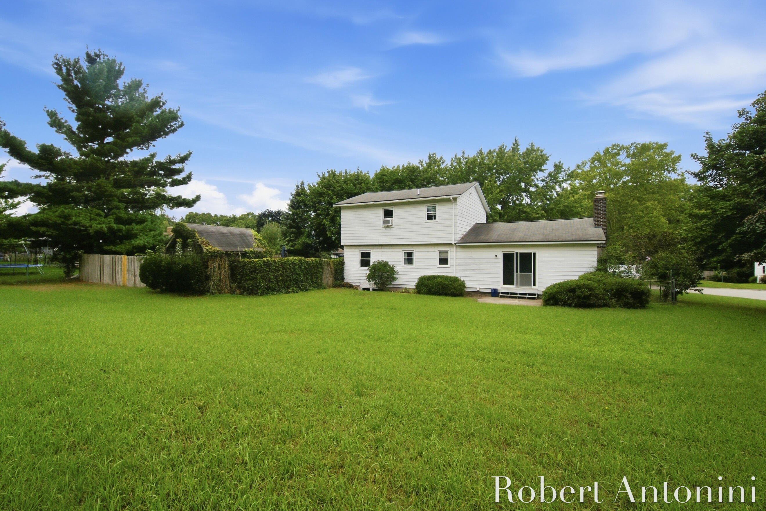 3756 Summit View Drive NE Grand Rapids MI 49525