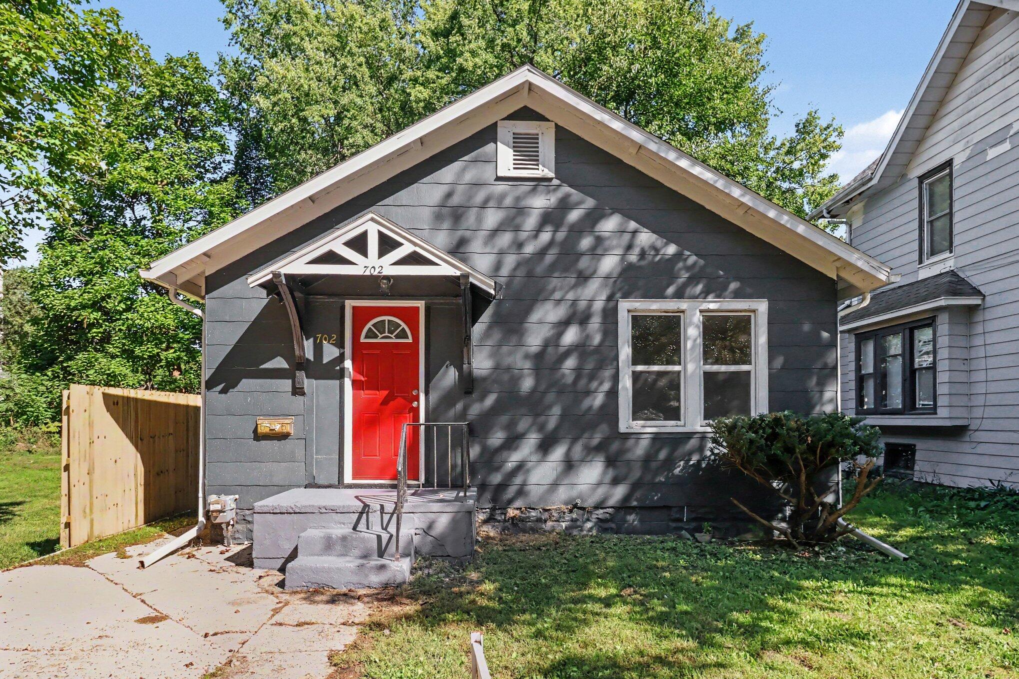 702 Fenimore Drive Kalamazoo MI 49048