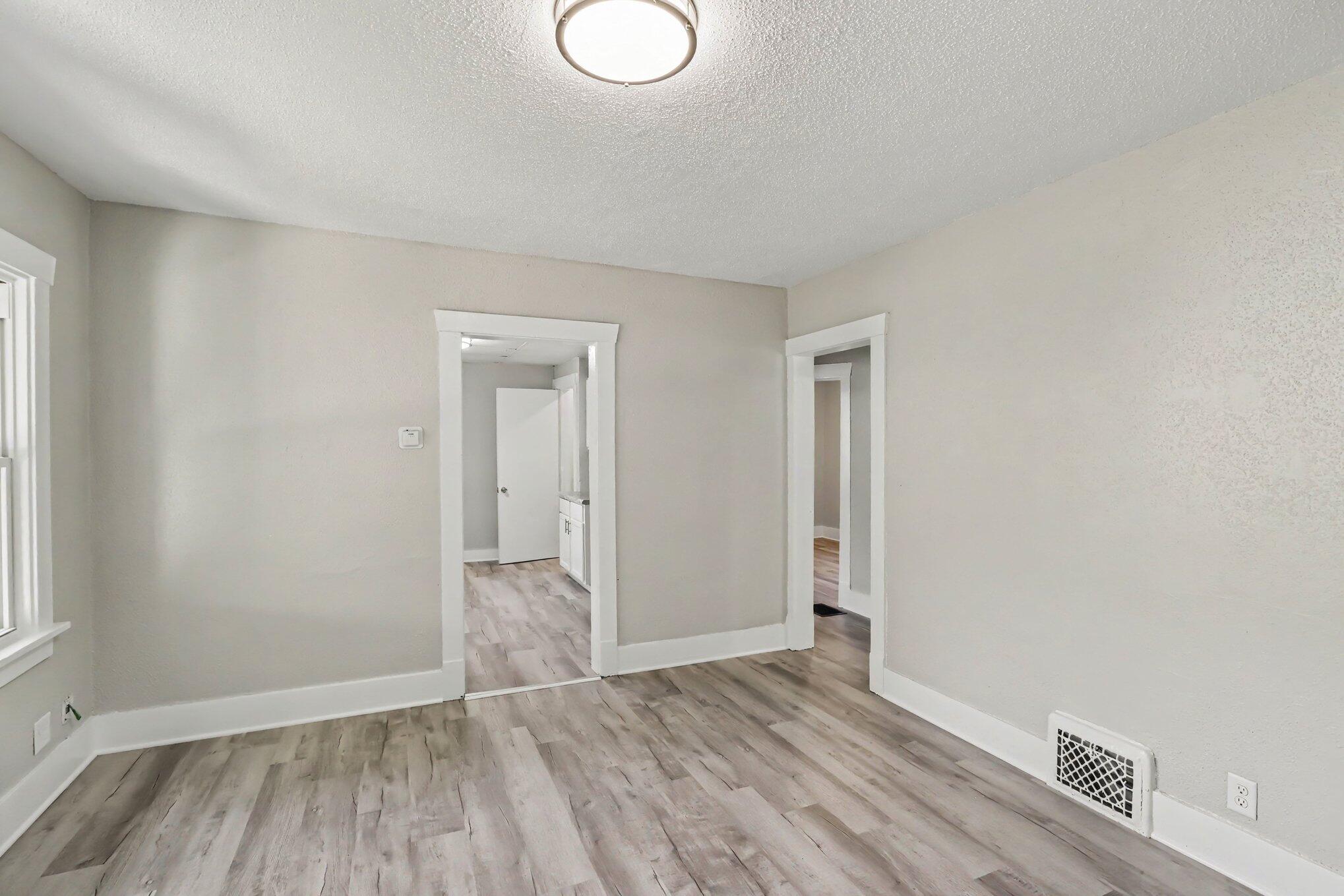 702 Fenimore Drive Kalamazoo MI 49048