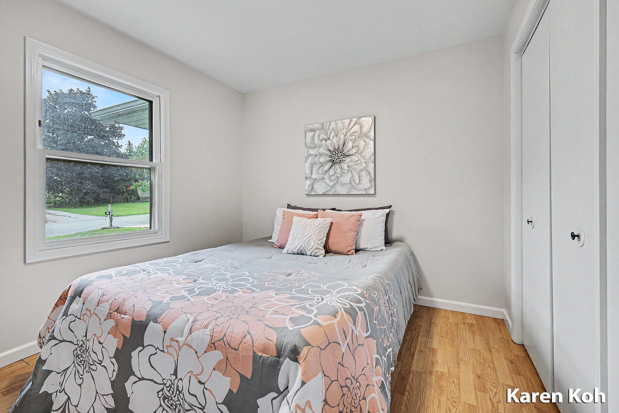 1827 Rowland Avenue SE Grand Rapids MI 49546
