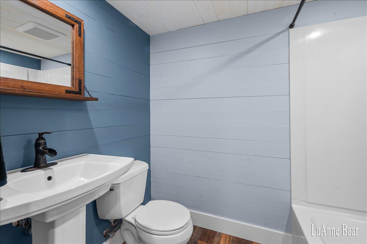 3343 Stoneridge Drive NE Rockford MI 49341