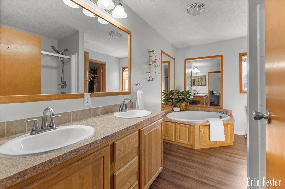 8355 Nugent Avenue NE Rockford MI 49341