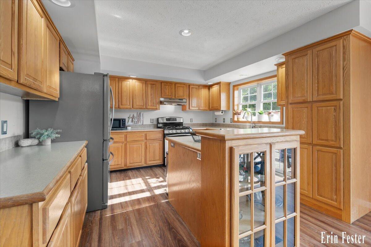 8355 Nugent Avenue NE Rockford MI 49341
