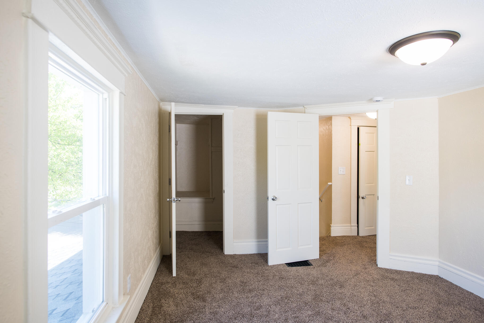 116 E Clay Street Kalamazoo MI 49007