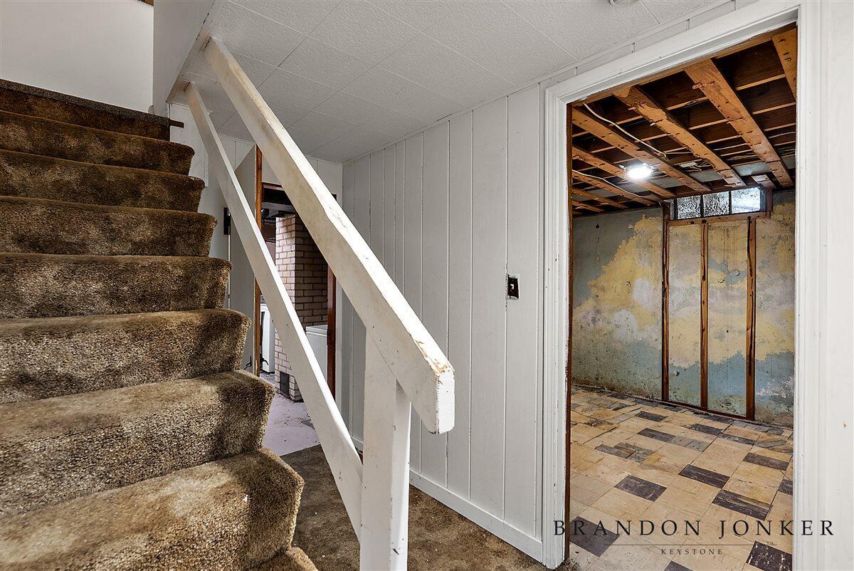 2417 Brooklyn Avenue SE Grand Rapids MI 49507
