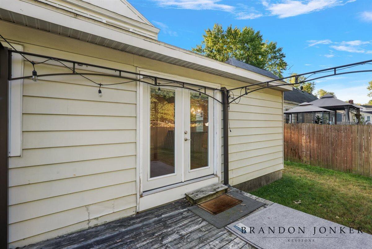 2417 Brooklyn Avenue SE Grand Rapids MI 49507