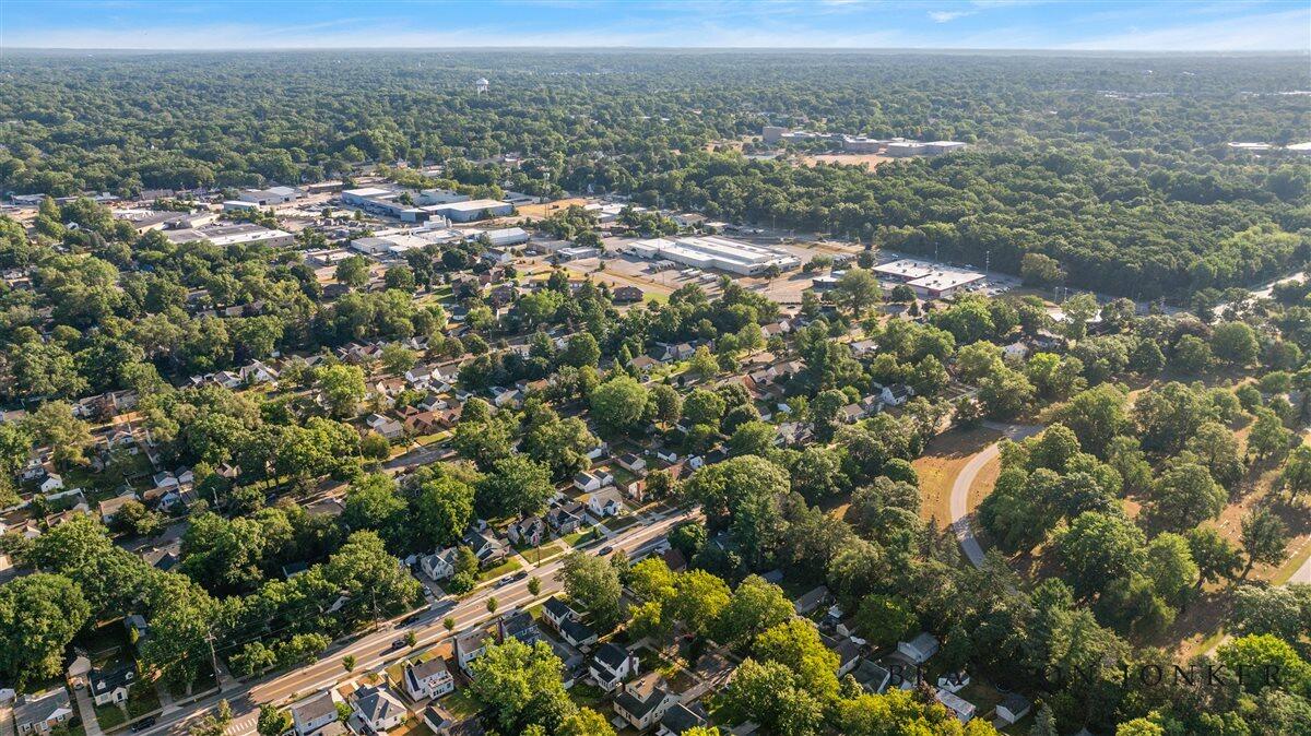 2417 Brooklyn Avenue SE Grand Rapids MI 49507