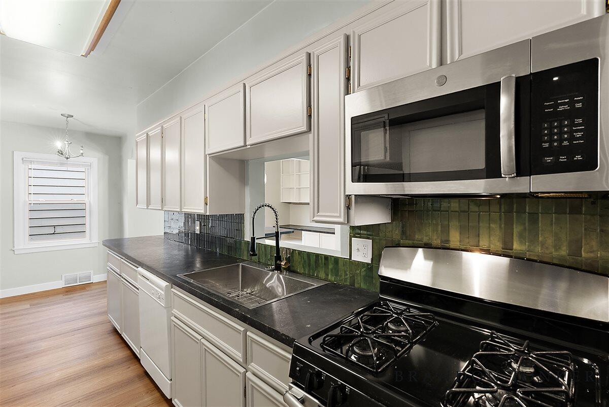 2417 Brooklyn Avenue SE Grand Rapids MI 49507