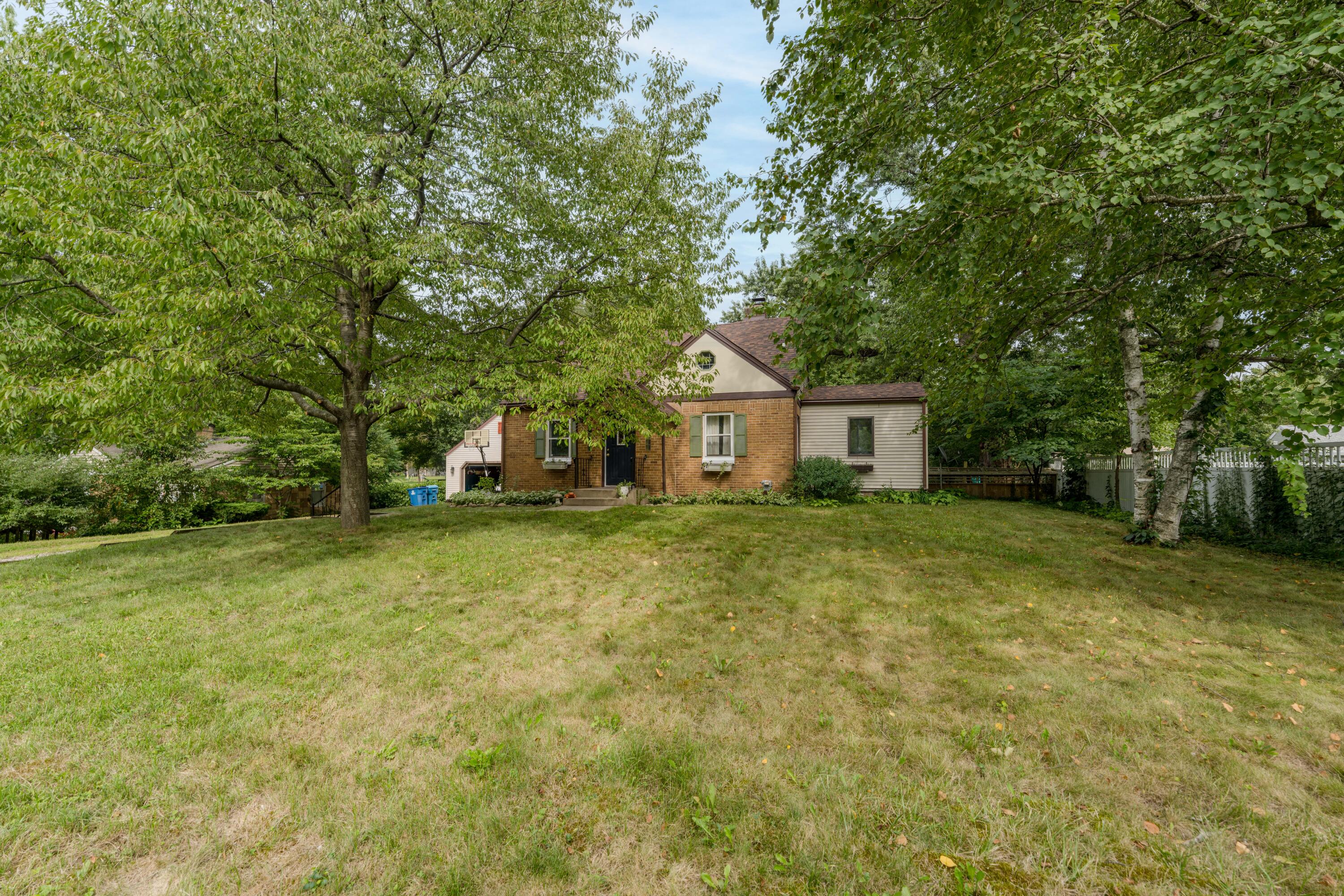 3908 Clarnin Street Kalamazoo MI 49004