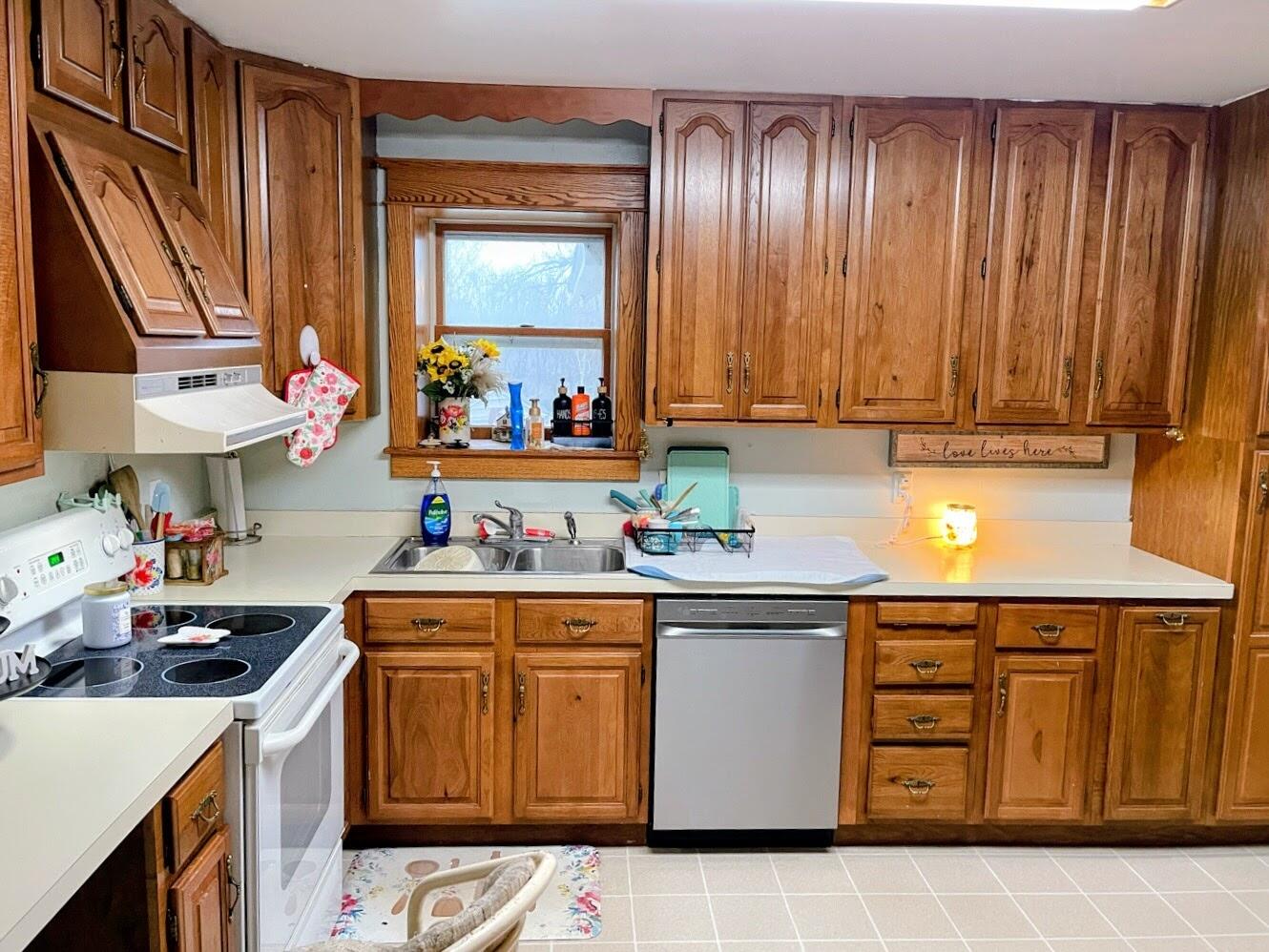 2311 E Glendora Road Buchanan MI 49107