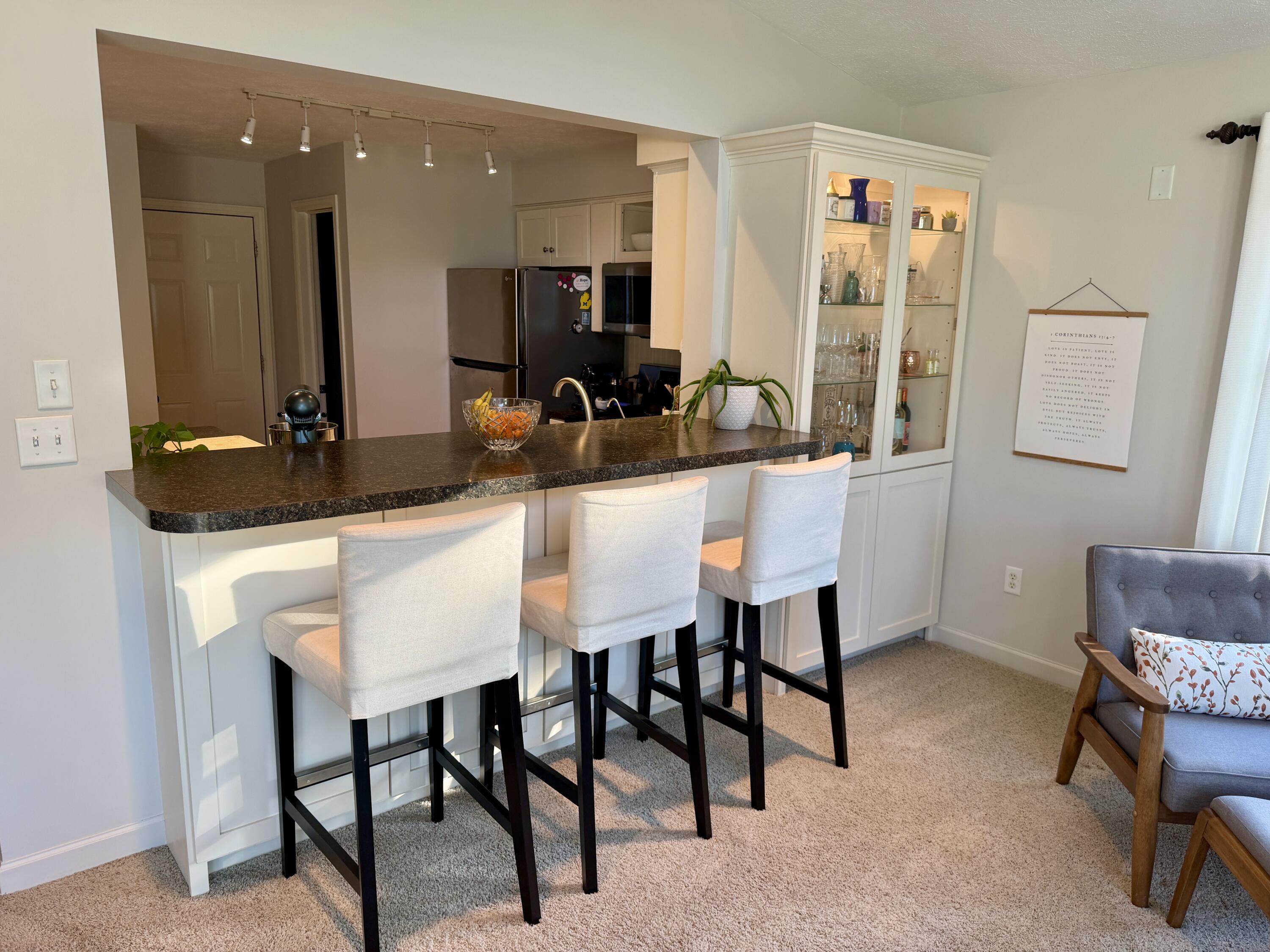 945 Pembroke Street SE Grand Rapids MI 49508