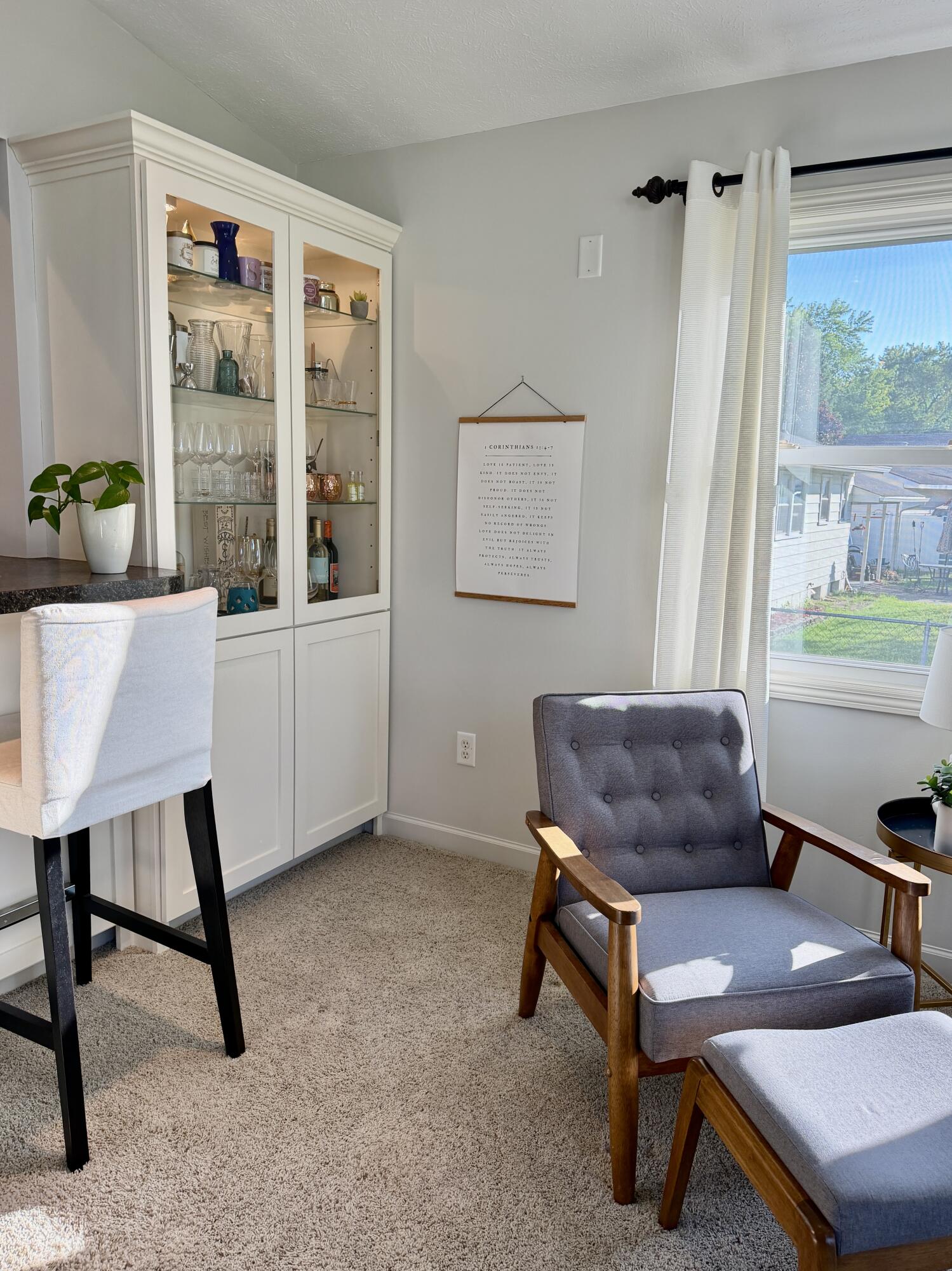 945 Pembroke Street SE Grand Rapids MI 49508