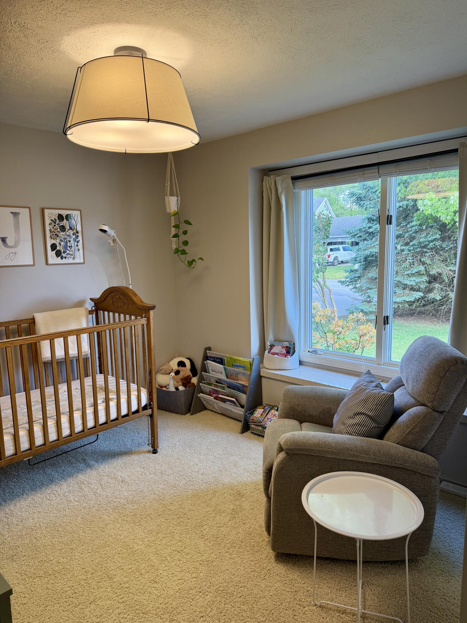 945 Pembroke Street SE Grand Rapids MI 49508