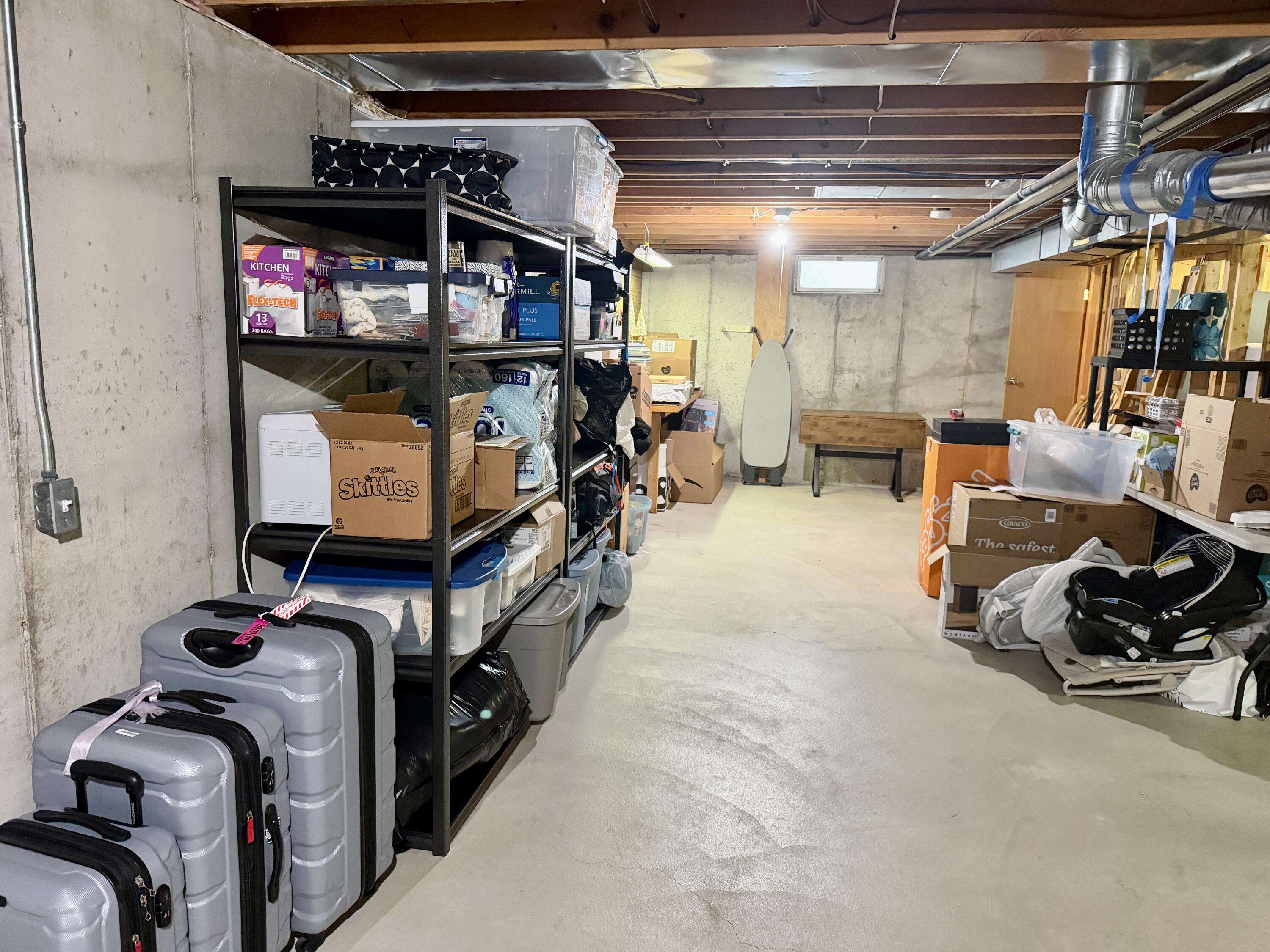 945 Pembroke Street SE Grand Rapids MI 49508
