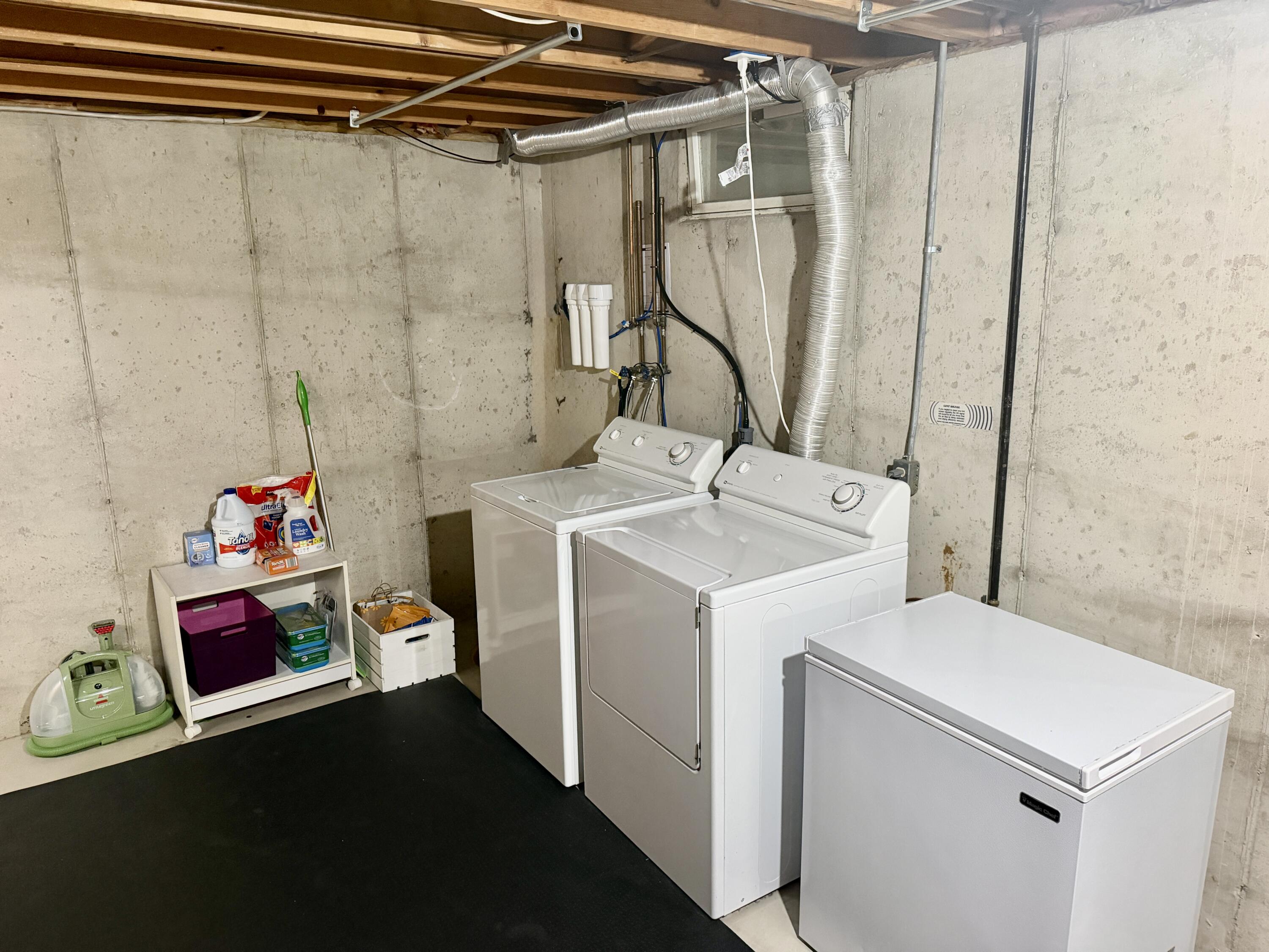 945 Pembroke Street SE Grand Rapids MI 49508