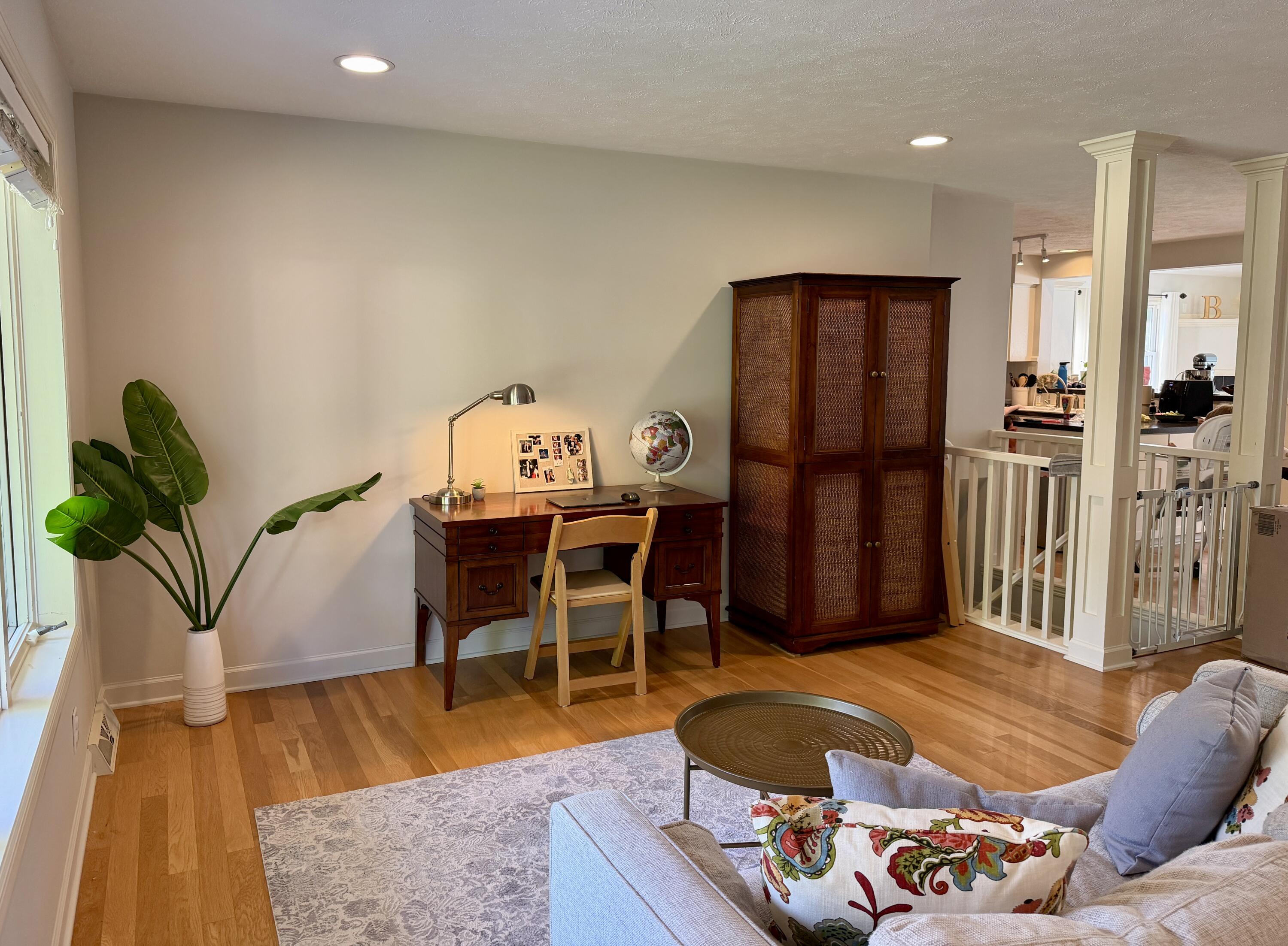 945 Pembroke Street SE Grand Rapids MI 49508
