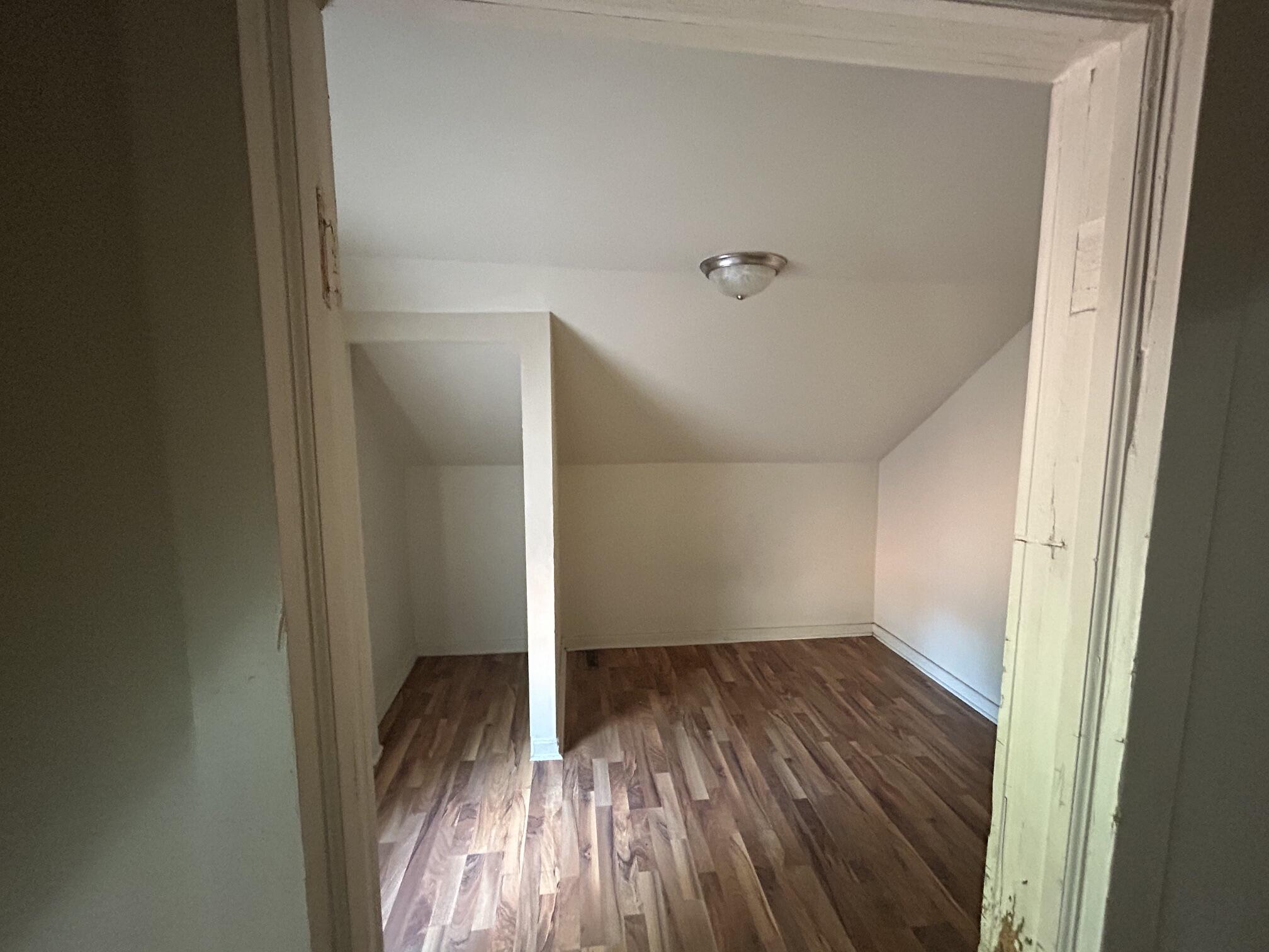 927 Bemis Street SE Grand Rapids MI 49506