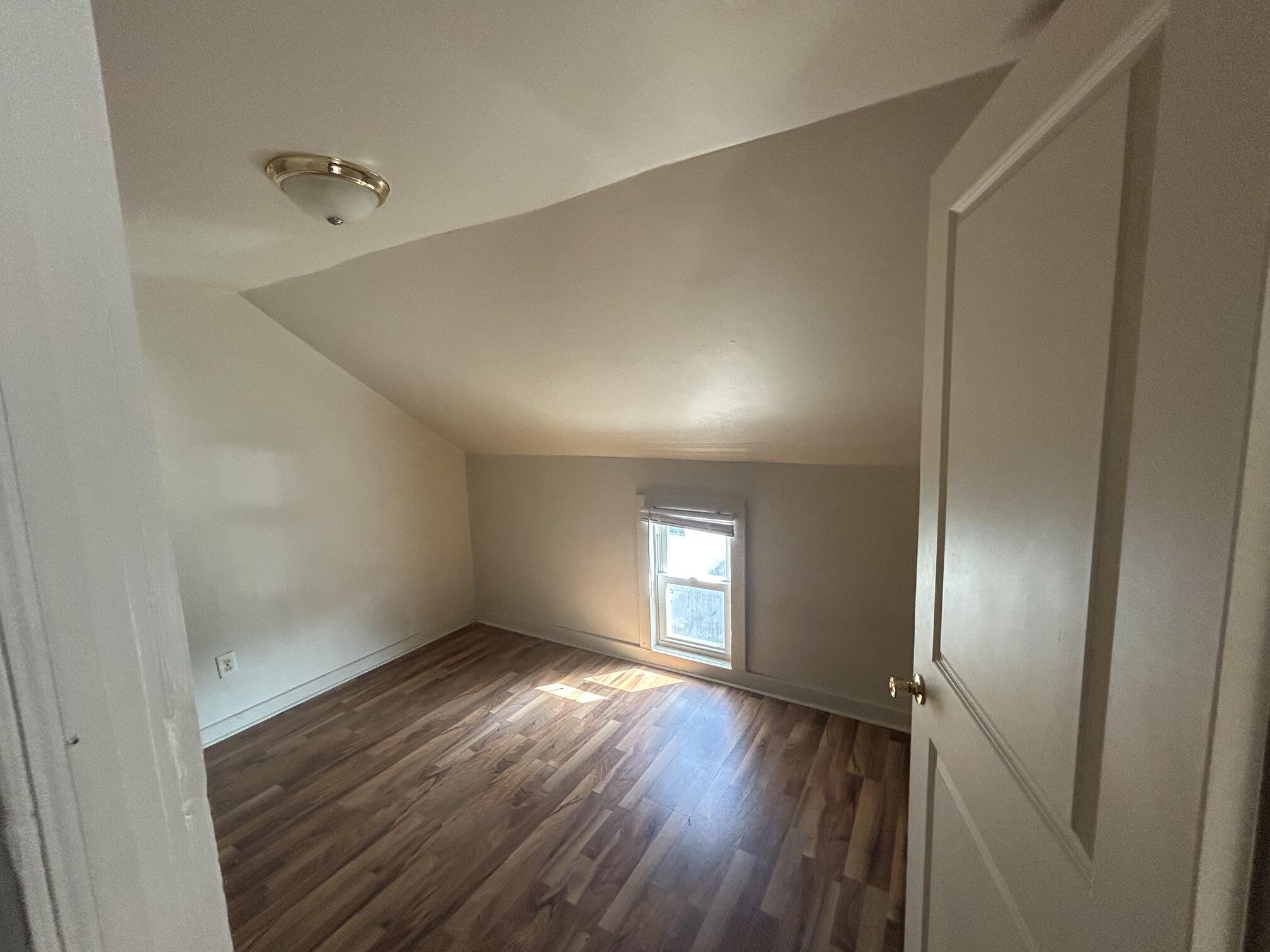 927 Bemis Street SE Grand Rapids MI 49506