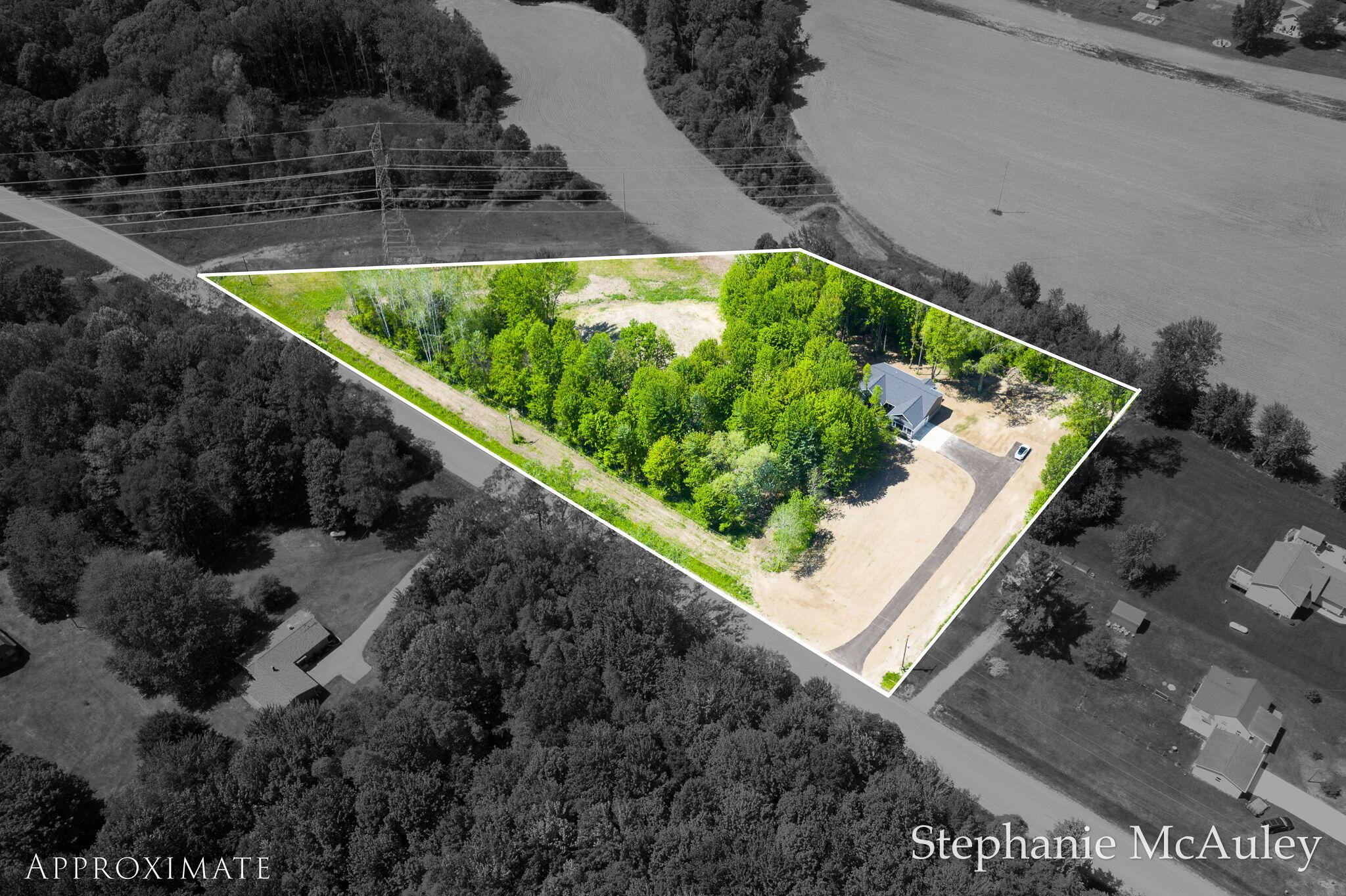 5739 130th Avenue Fennville MI 49408