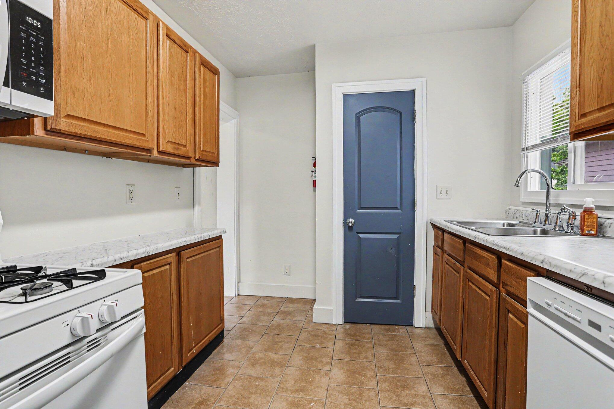 625 Mccourtie Street Kalamazoo MI 49008