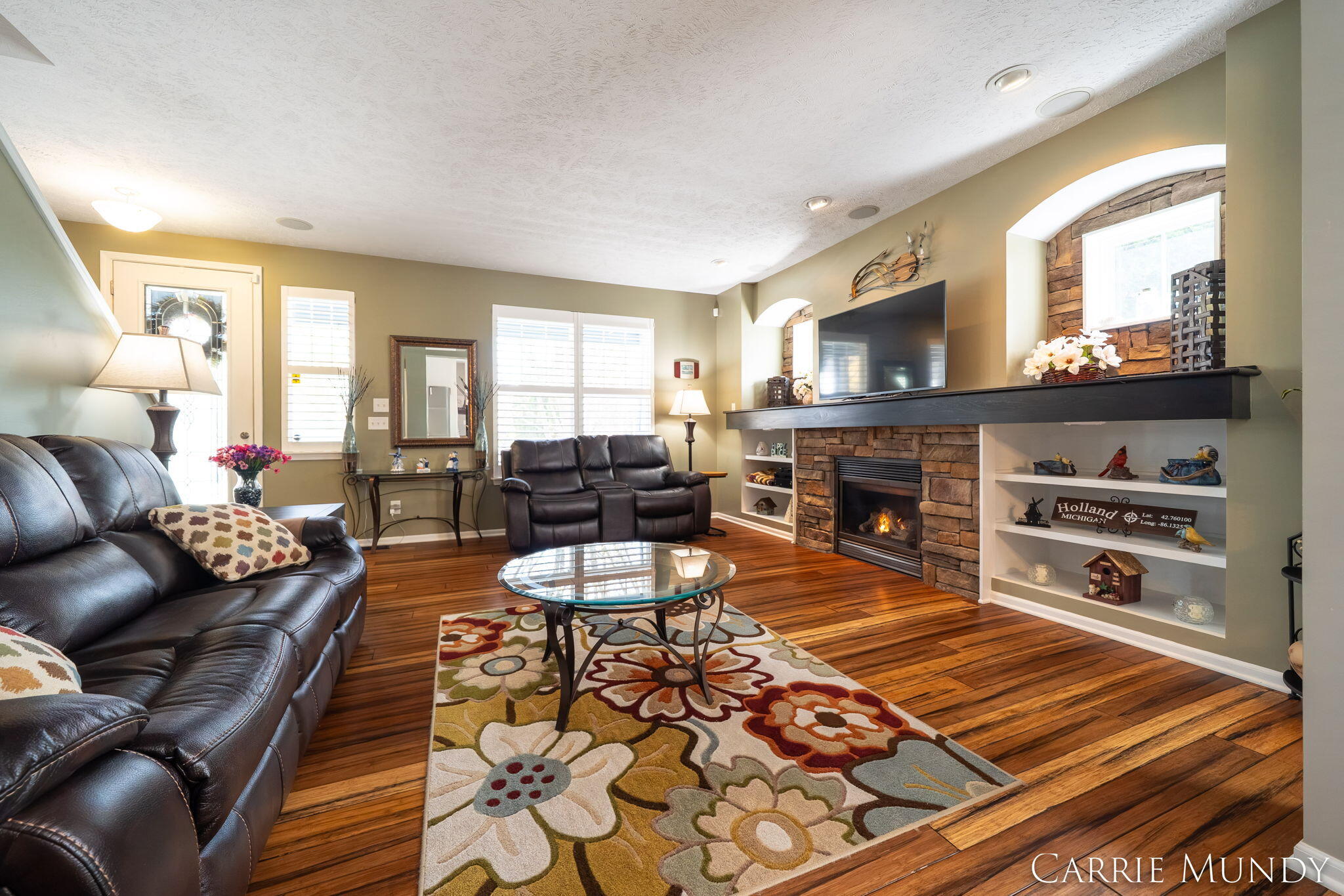 557 Brookstone Street Holland MI 49423