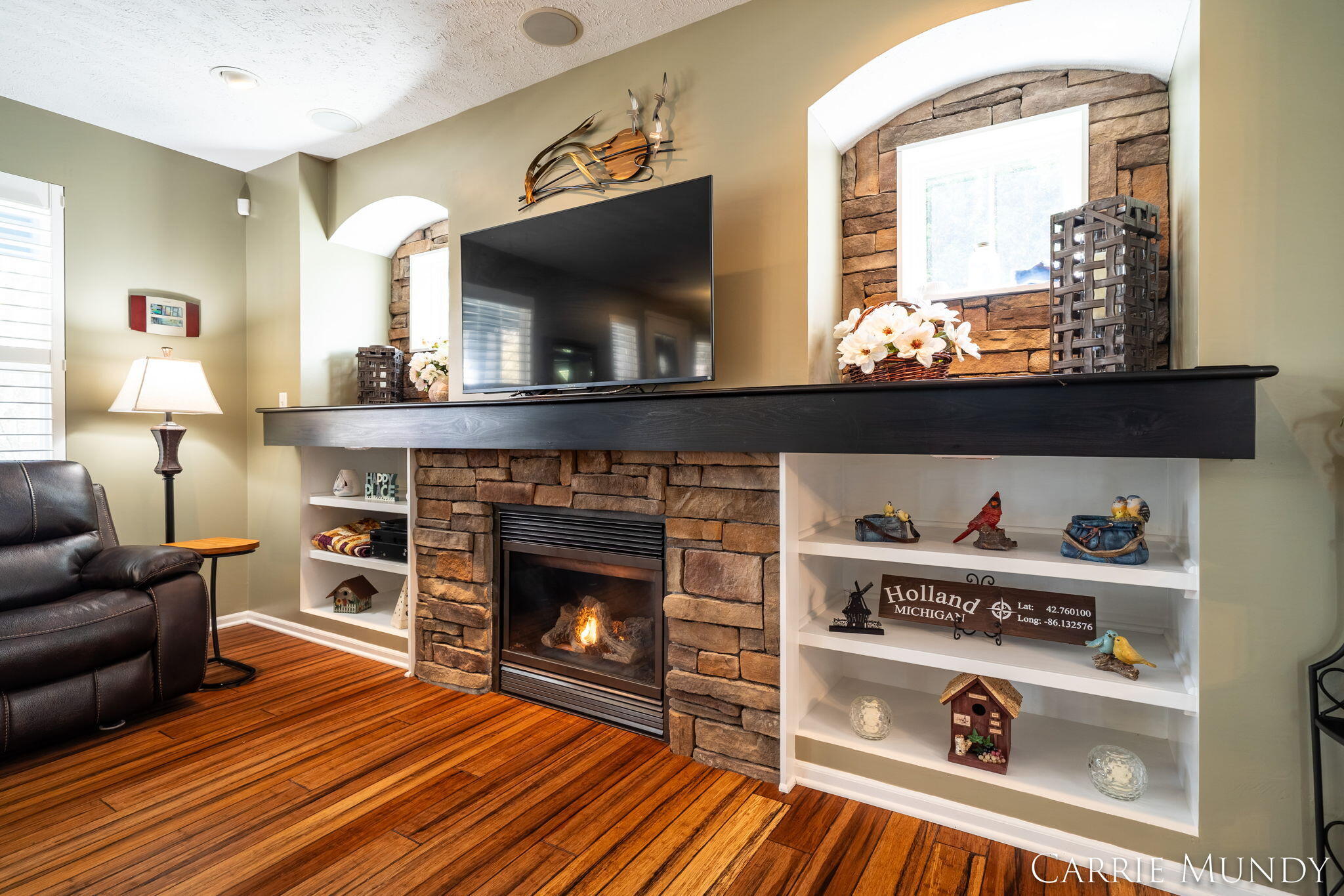 557 Brookstone Street Holland MI 49423