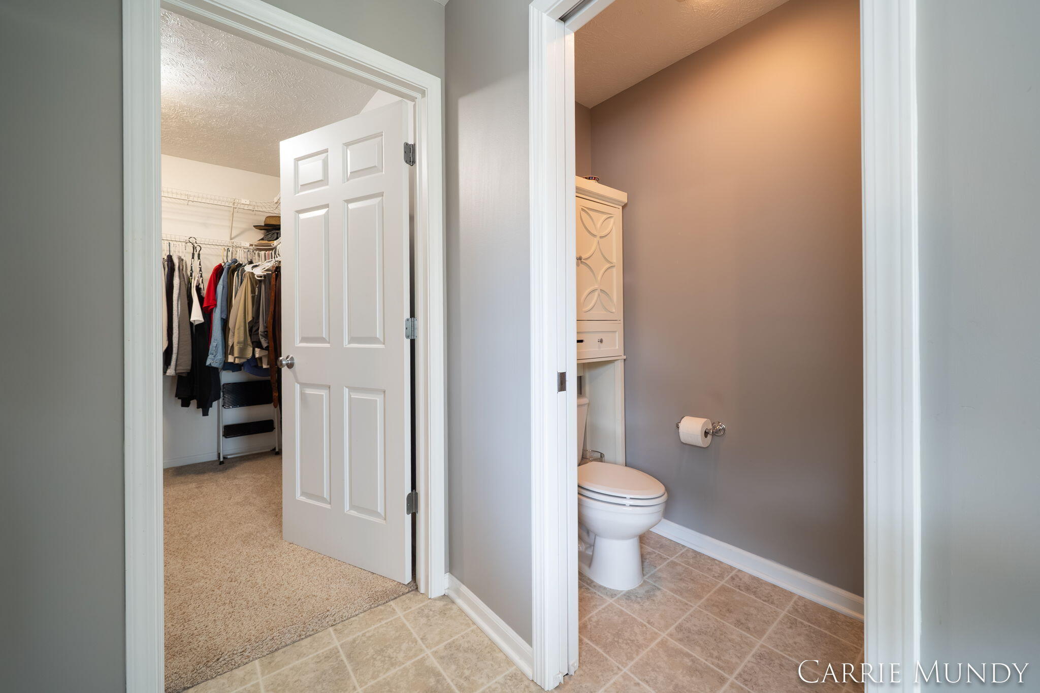 557 Brookstone Street Holland MI 49423