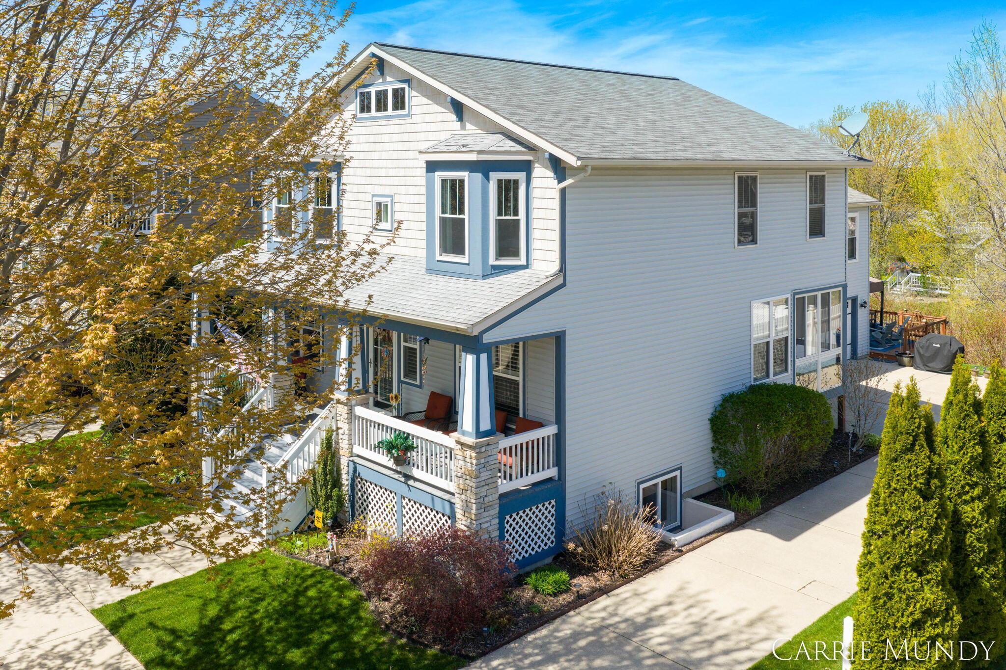 557 Brookstone Street Holland MI 49423