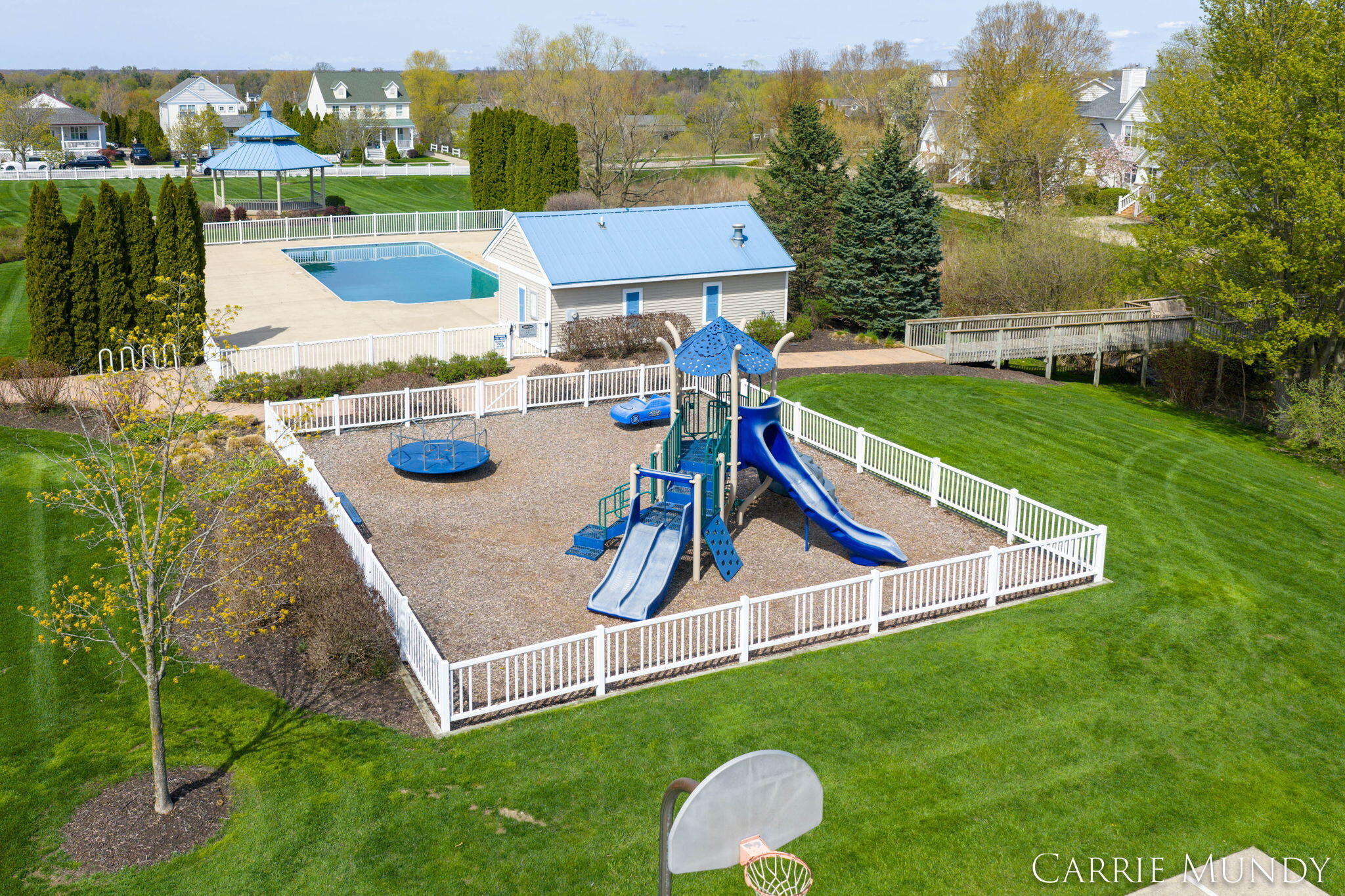 557 Brookstone Street Holland MI 49423