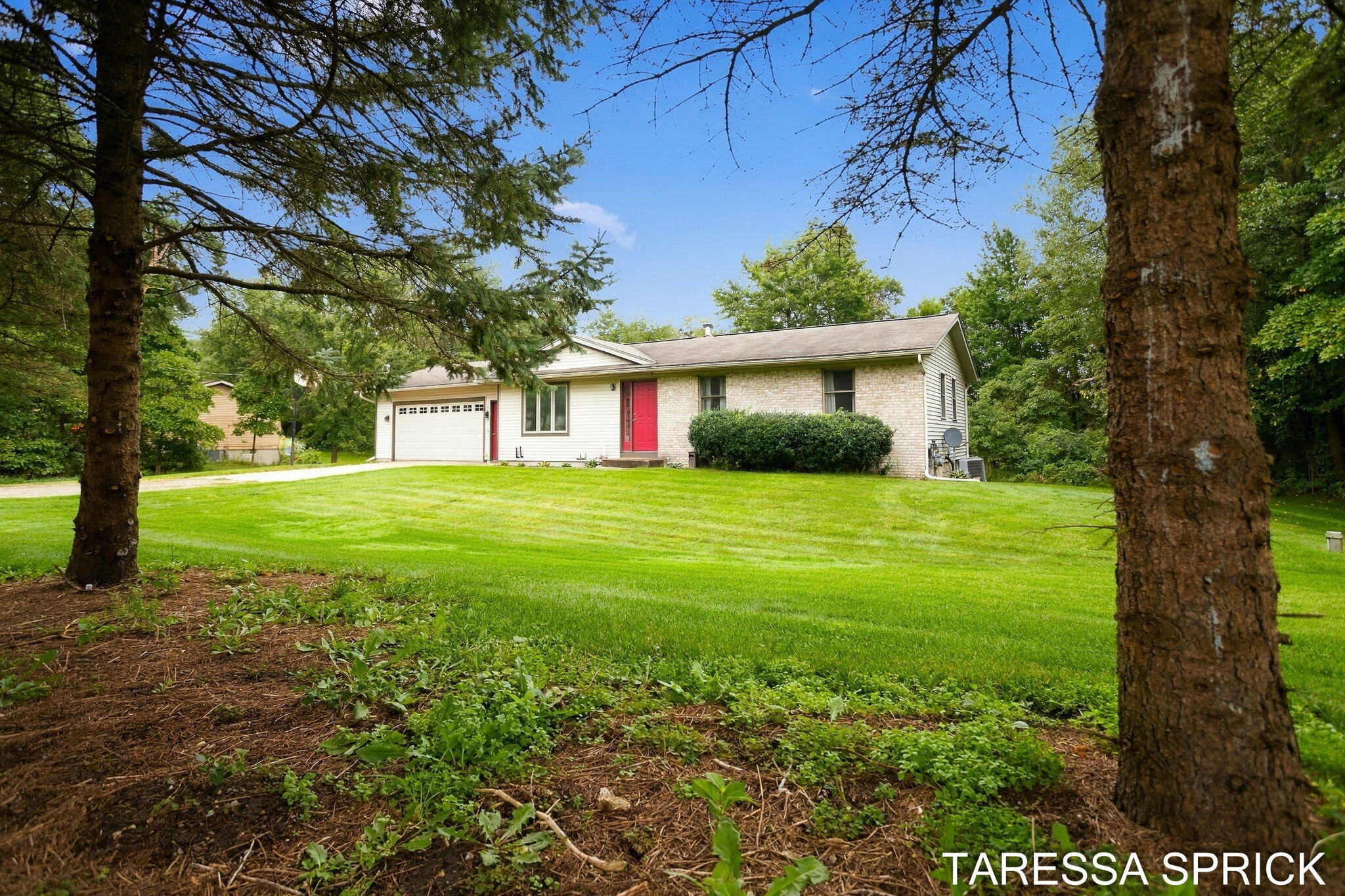 5104 152nd Avenue West Olive MI 49460