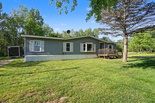 71117 County Road 384 South Haven MI 49090