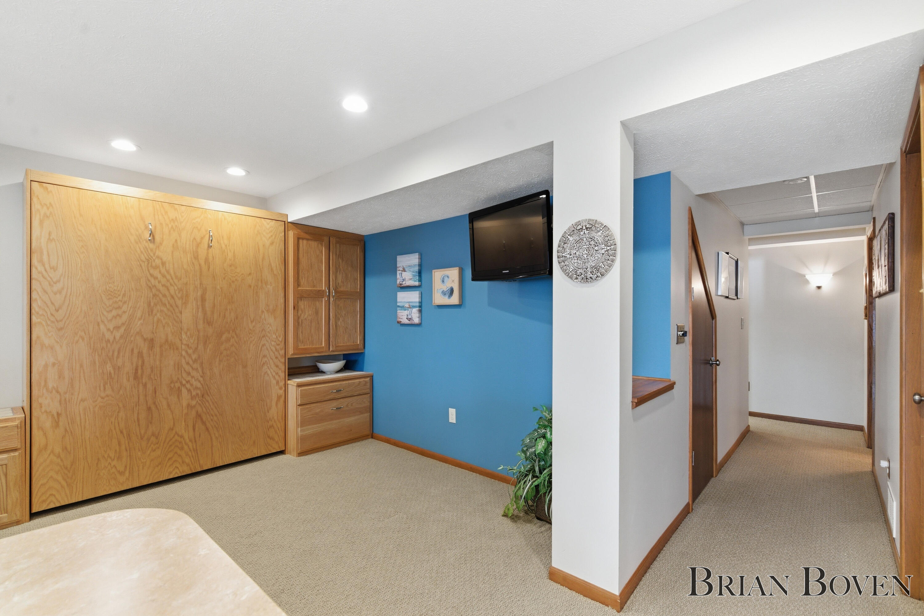 7550 Hessler Drive NE Rockford MI 49341