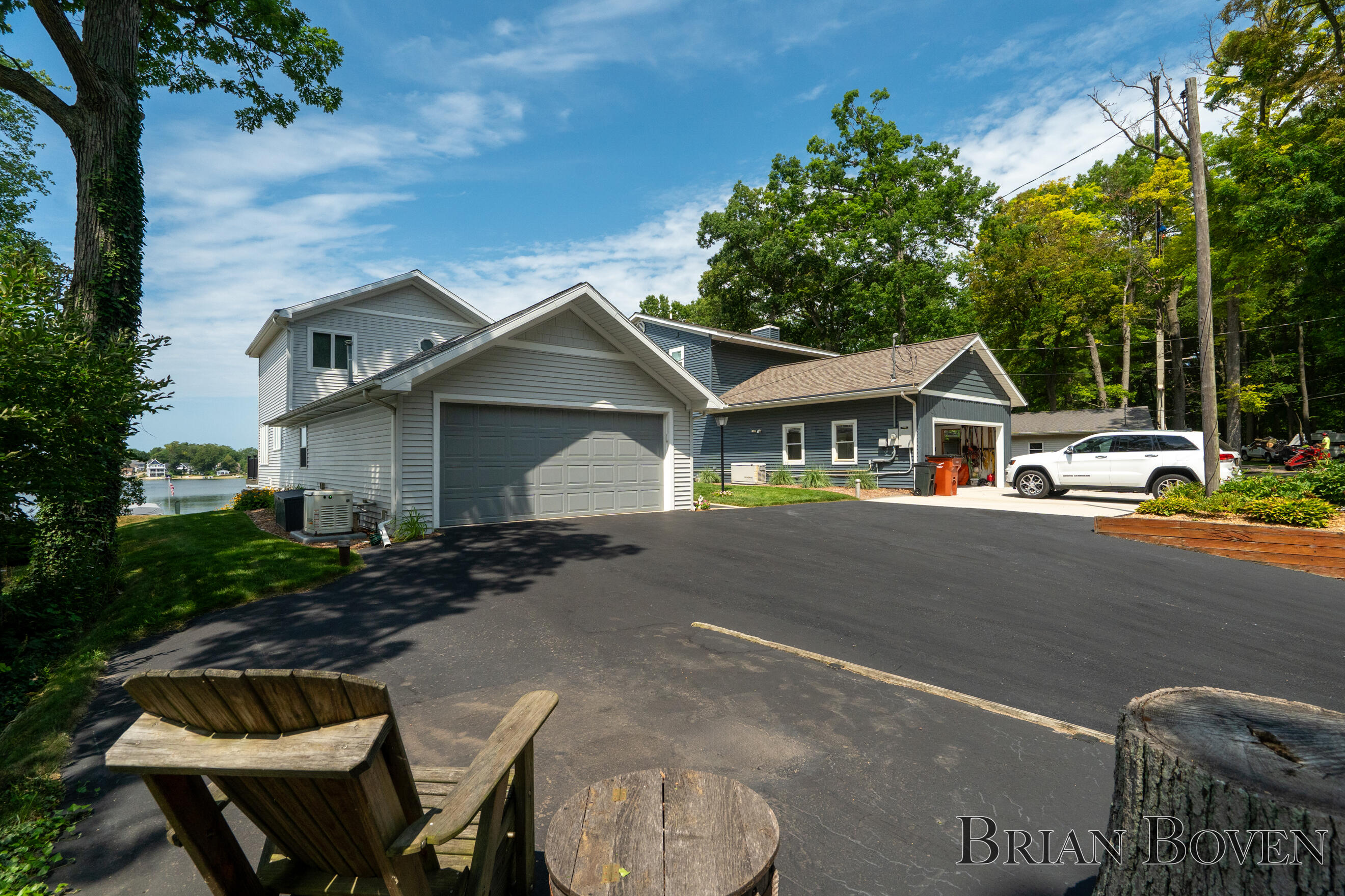 7550 Hessler Drive NE Rockford MI 49341