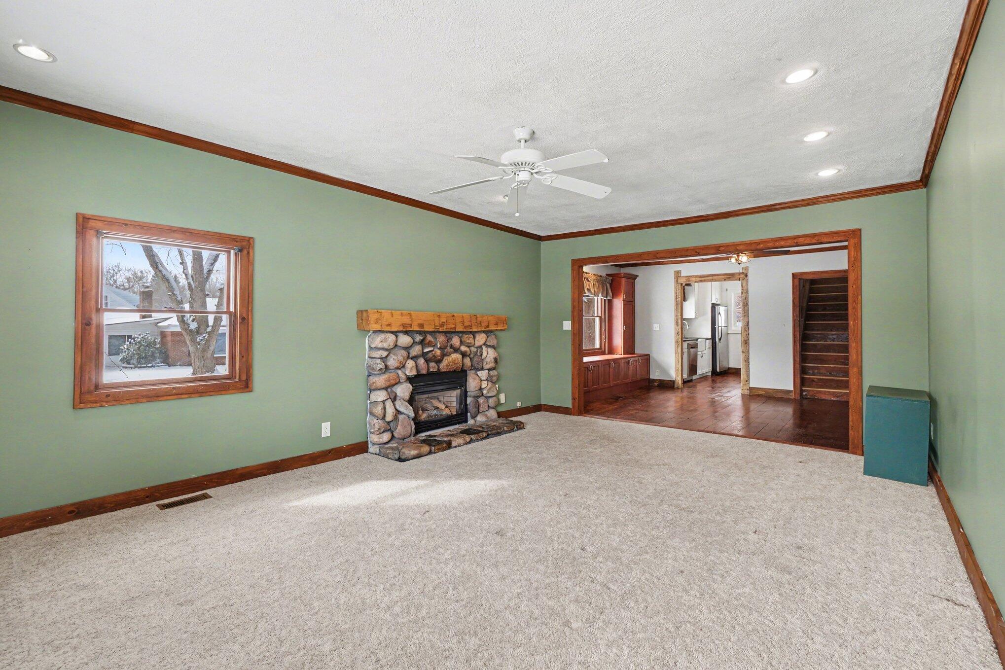 2407 Fairfield Avenue Kalamazoo MI 49048