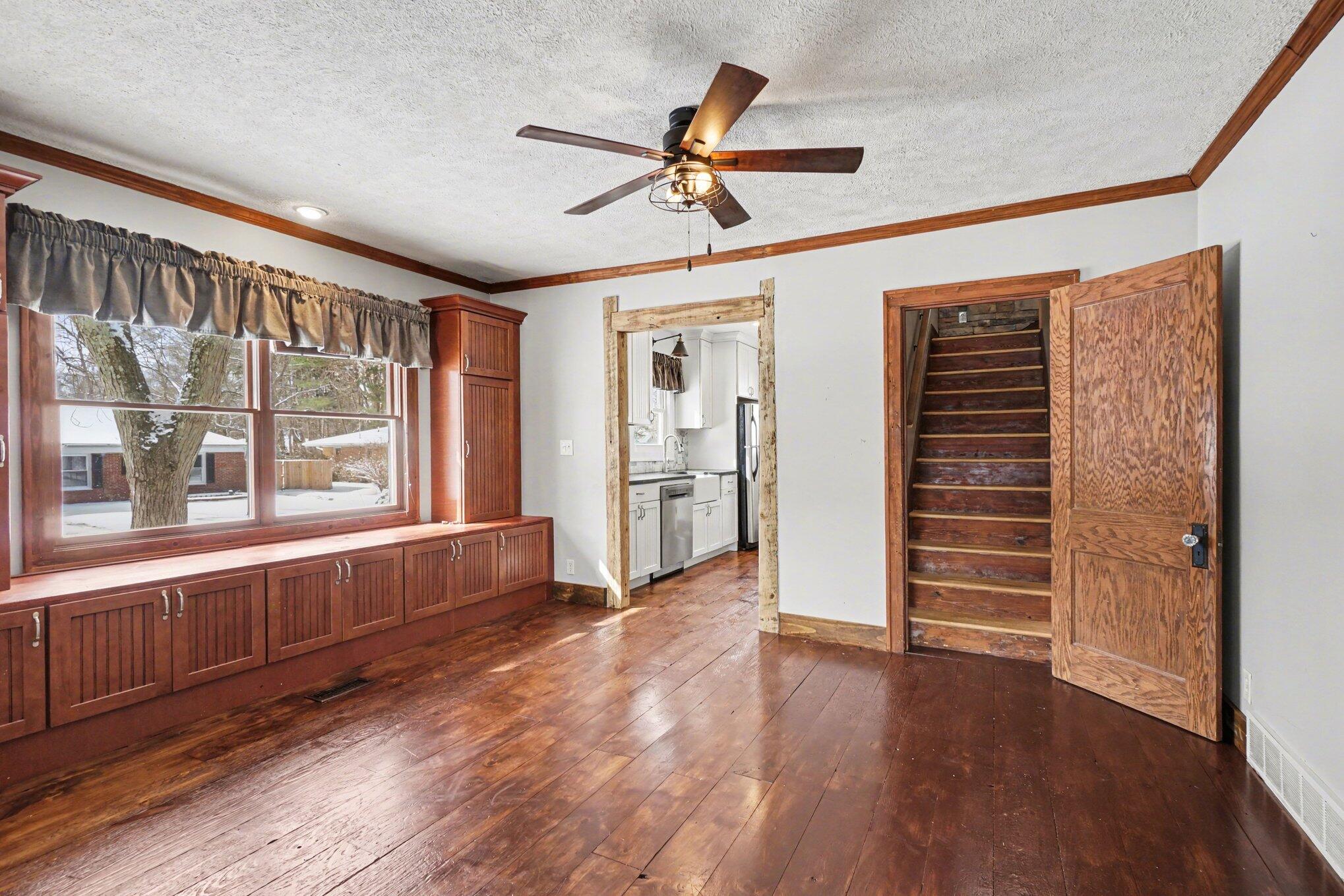 2407 Fairfield Avenue Kalamazoo MI 49048