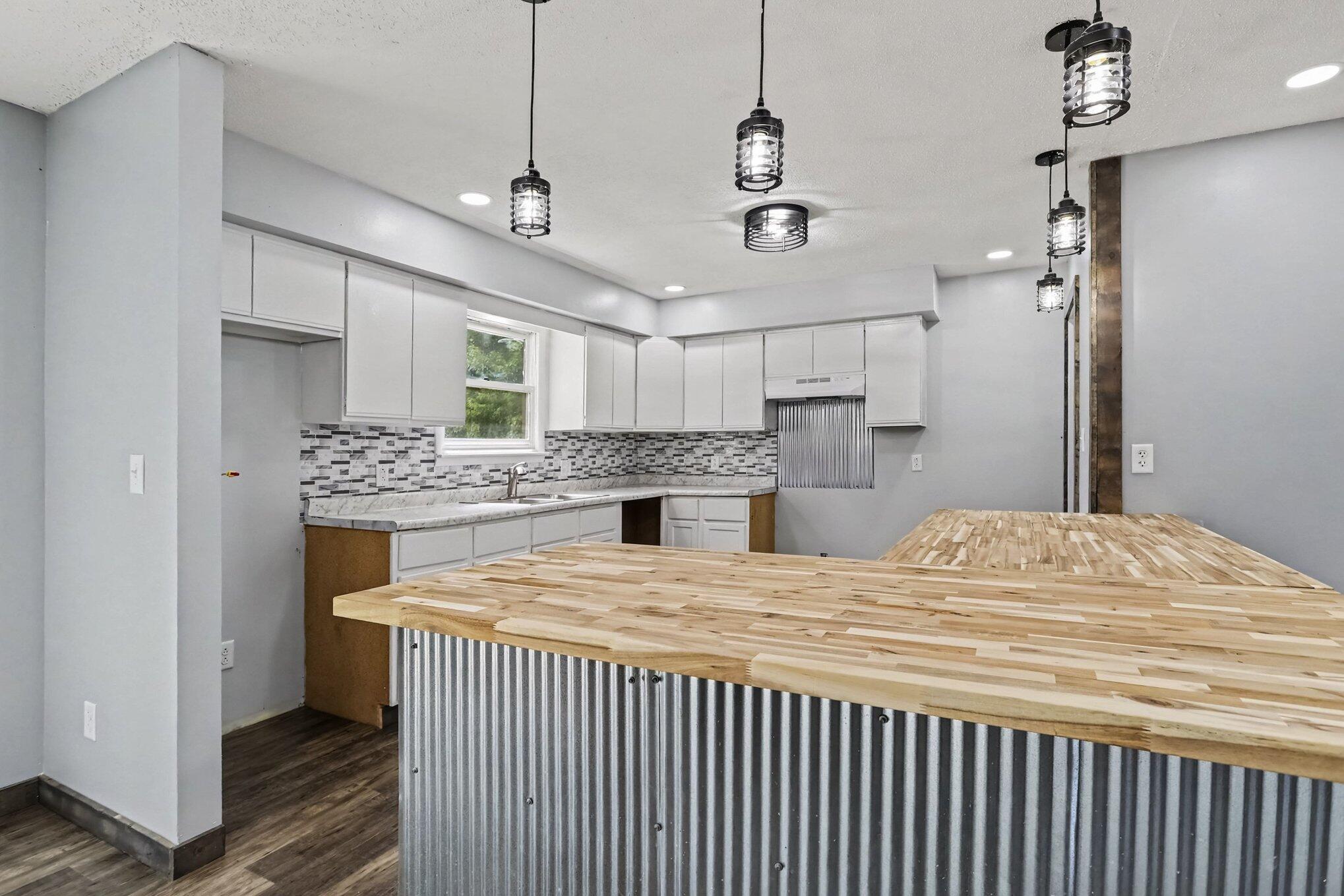 8312 48th Avenue Covert MI 49043