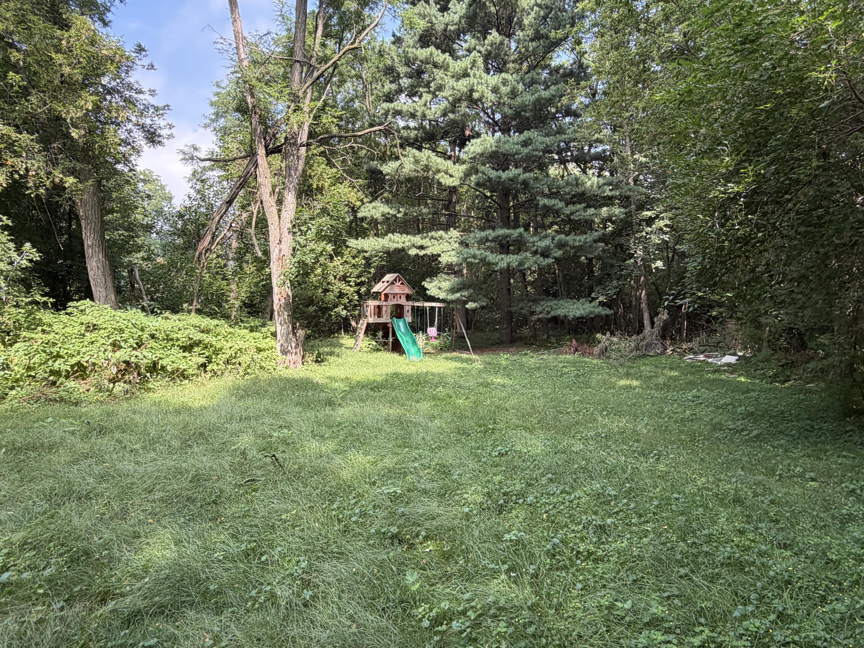 3035 3 Mile Road NE Grand Rapids MI 49525