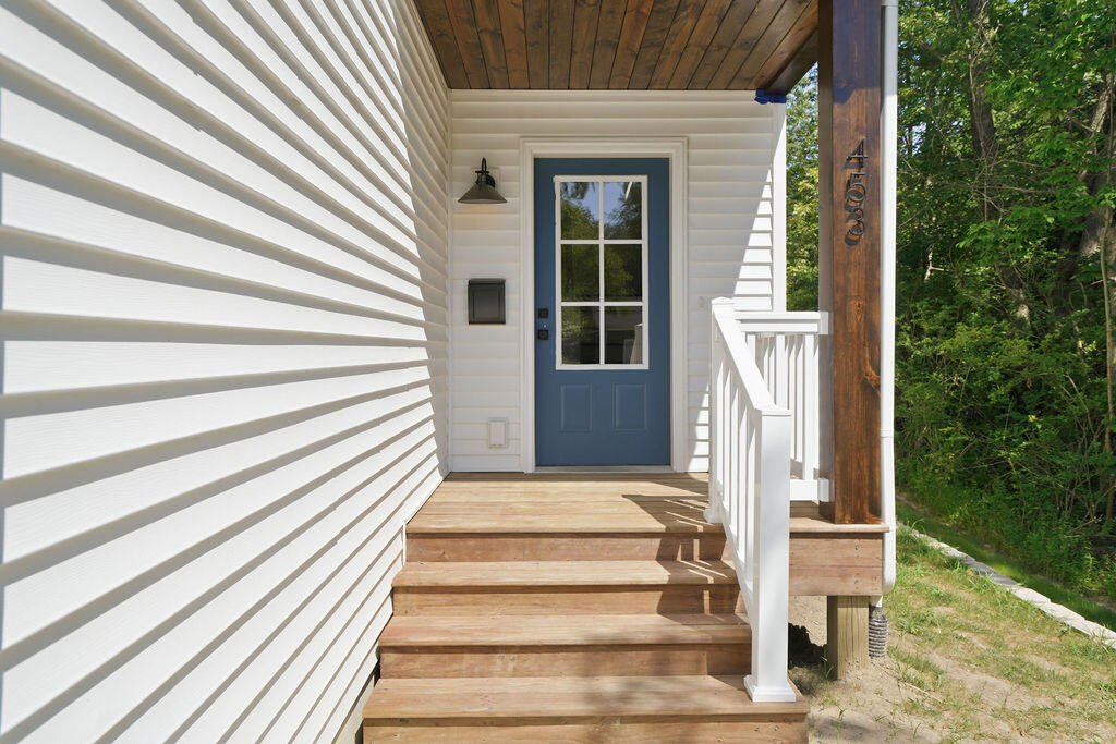 453 Sunset Parkway South Haven MI 49090