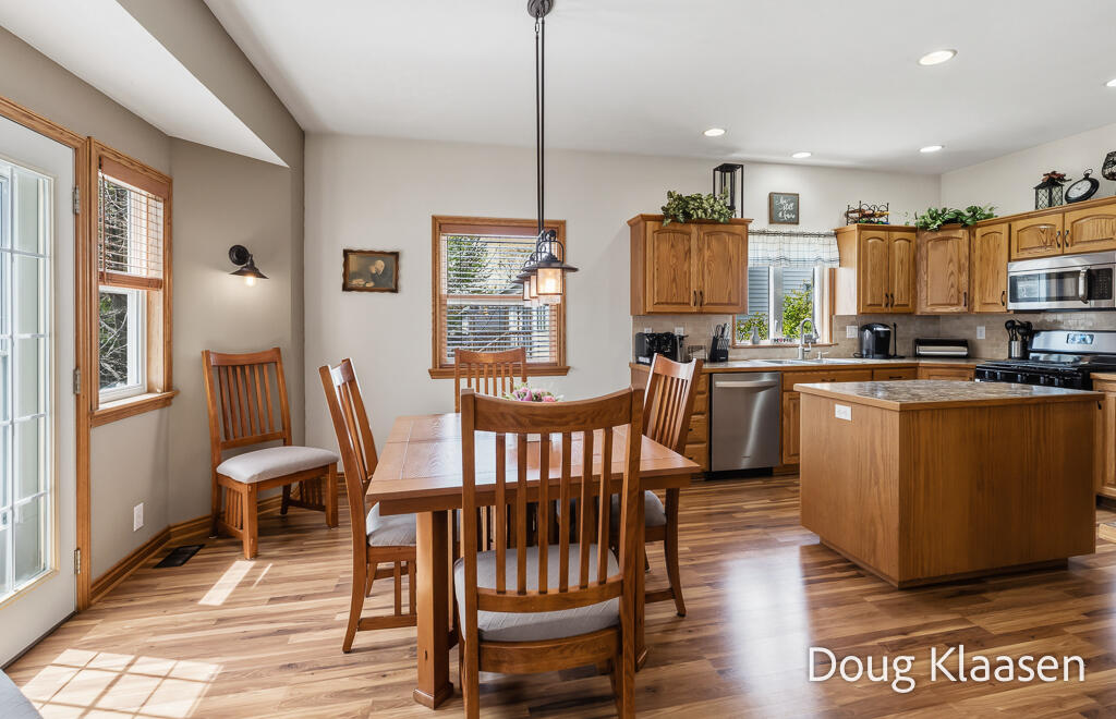 10302 Winterwood Drive Zeeland MI 49464