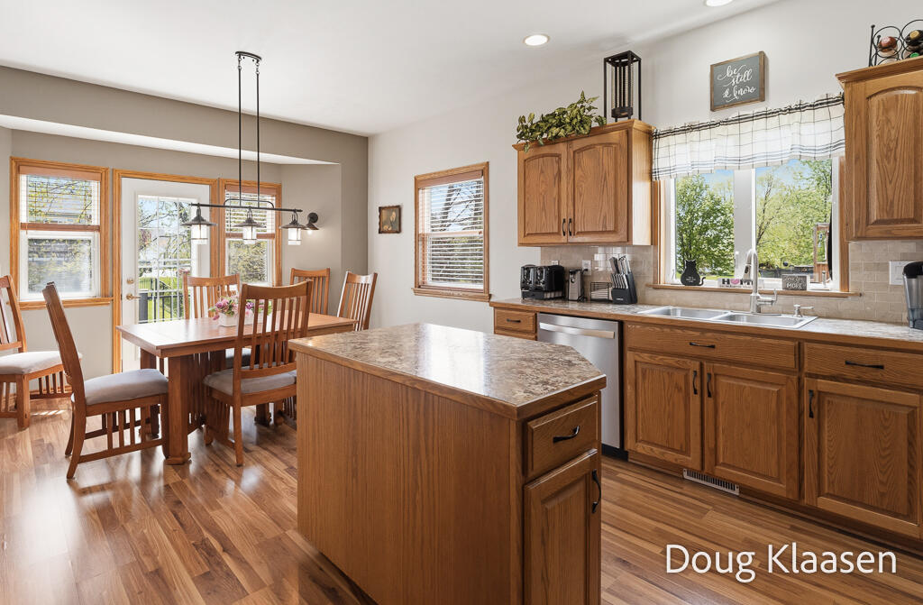 10302 Winterwood Drive Zeeland MI 49464