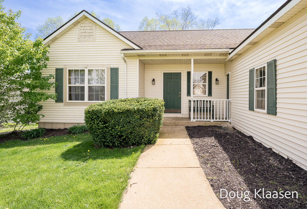 10302 Winterwood Drive Zeeland MI 49464