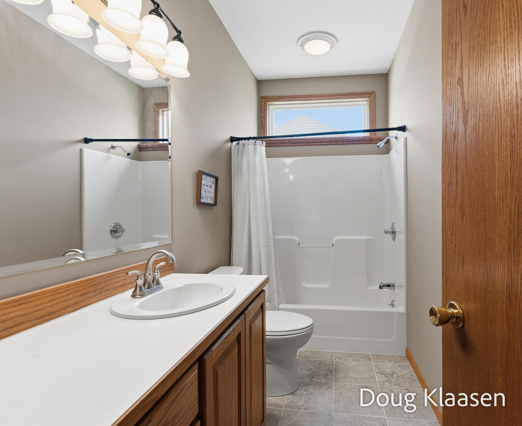 10302 Winterwood Drive Zeeland MI 49464