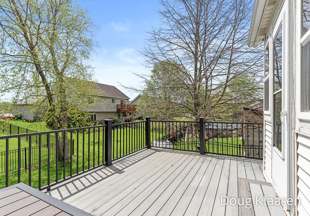 10302 Winterwood Drive Zeeland MI 49464