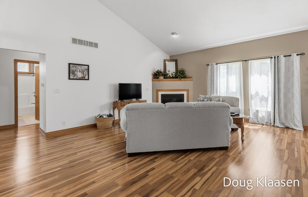10302 Winterwood Drive Zeeland MI 49464