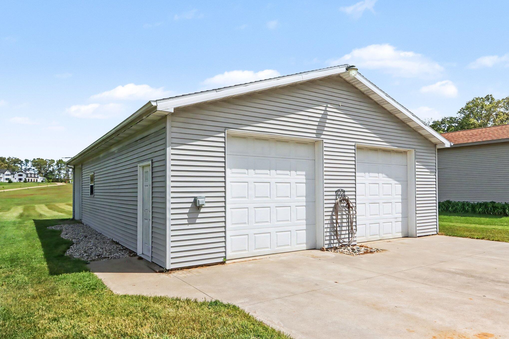 5383 E Cd Avenue Kalamazoo MI 49004